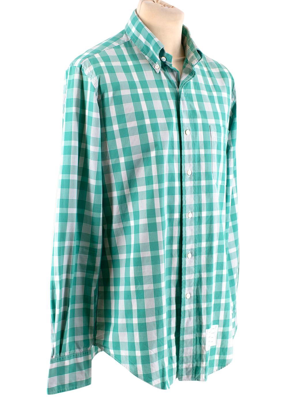 Thom Browne Green & White Checked Cotton Shirt
-Soft cotton material
-Gorgeous green colour
-Single left chest pocket
-Long sleeve button cuffs
-Point collar
-Buttons all the way up
-Thom Brown 4-line tag
-Center-back locker loop

Materials: 100%