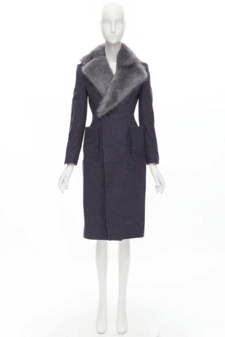THOM BROWNE cappotto grigio con pelliccia di castoro e colletto blu, foderato in feltro di lana e seta JP2 M in vendita 7