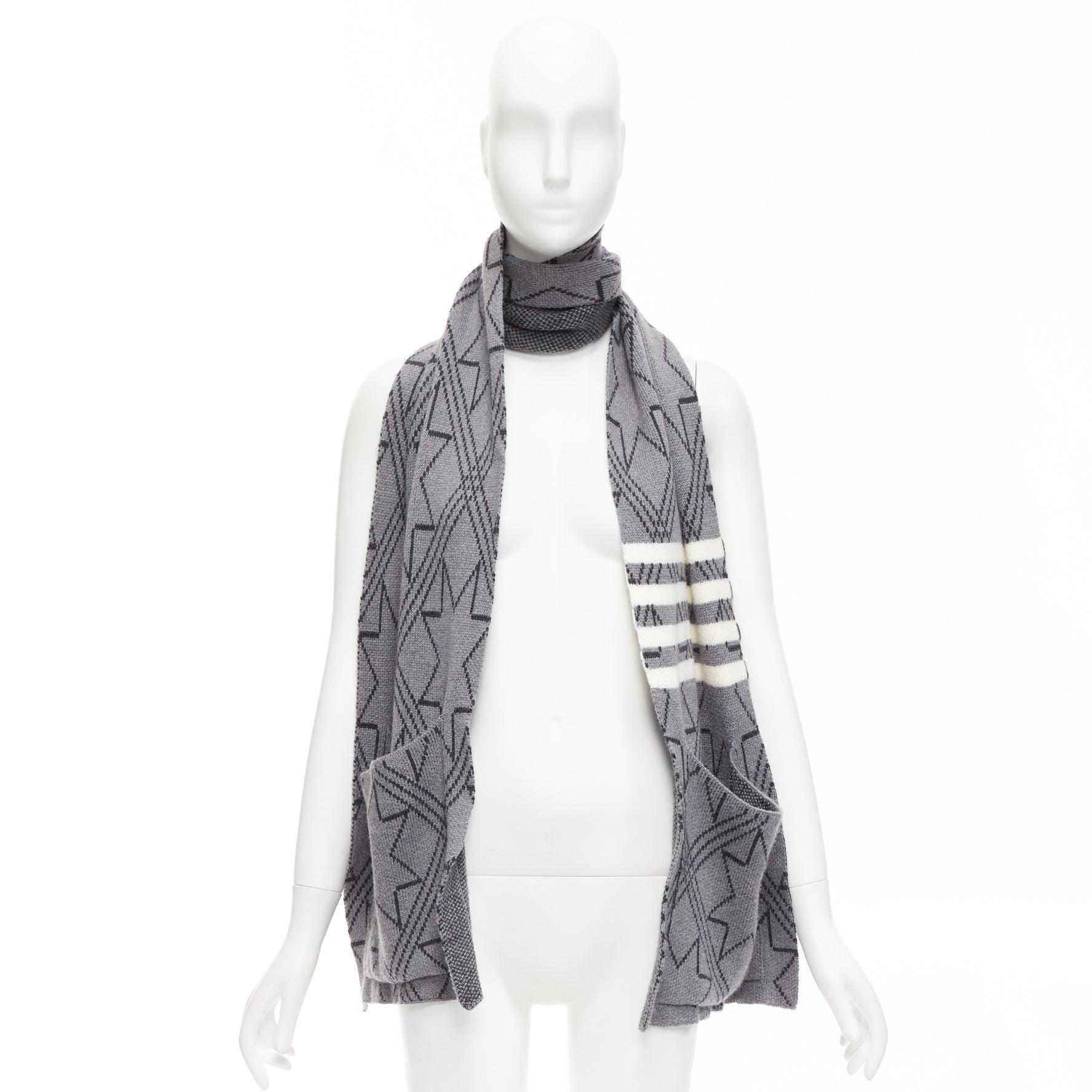 THOM BROWNE grey black graphic star 4 bar stripes pocketed long scarf For Sale 4