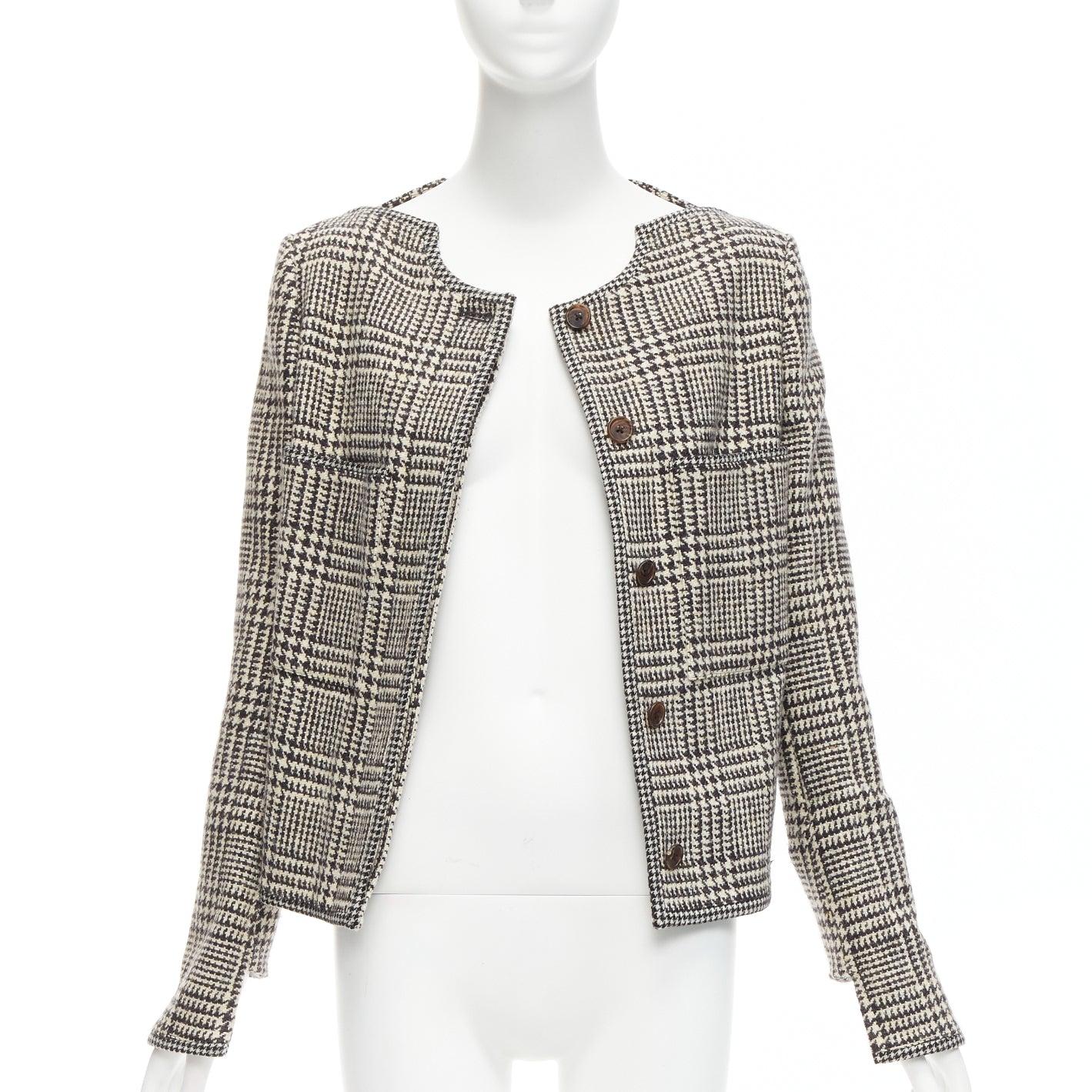 THOM BROWNE grey wool herringbone tweed slit neck classic jacket JP3 L In Good Condition In Hong Kong, NT