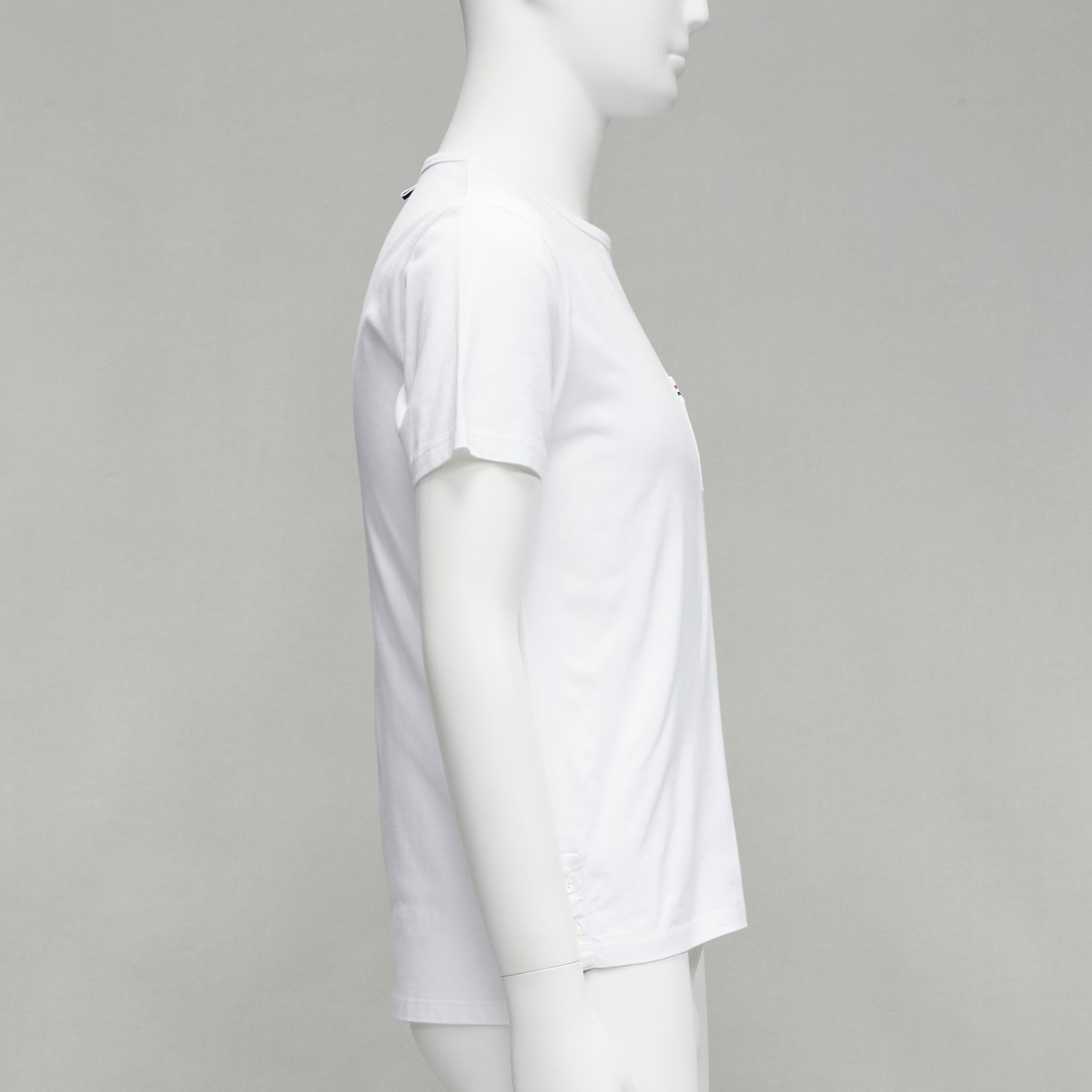 THOM BROWNE iconic stripes patch pocket white cotton tshirt Sz. 1 S In Good Condition For Sale In Hong Kong, NT