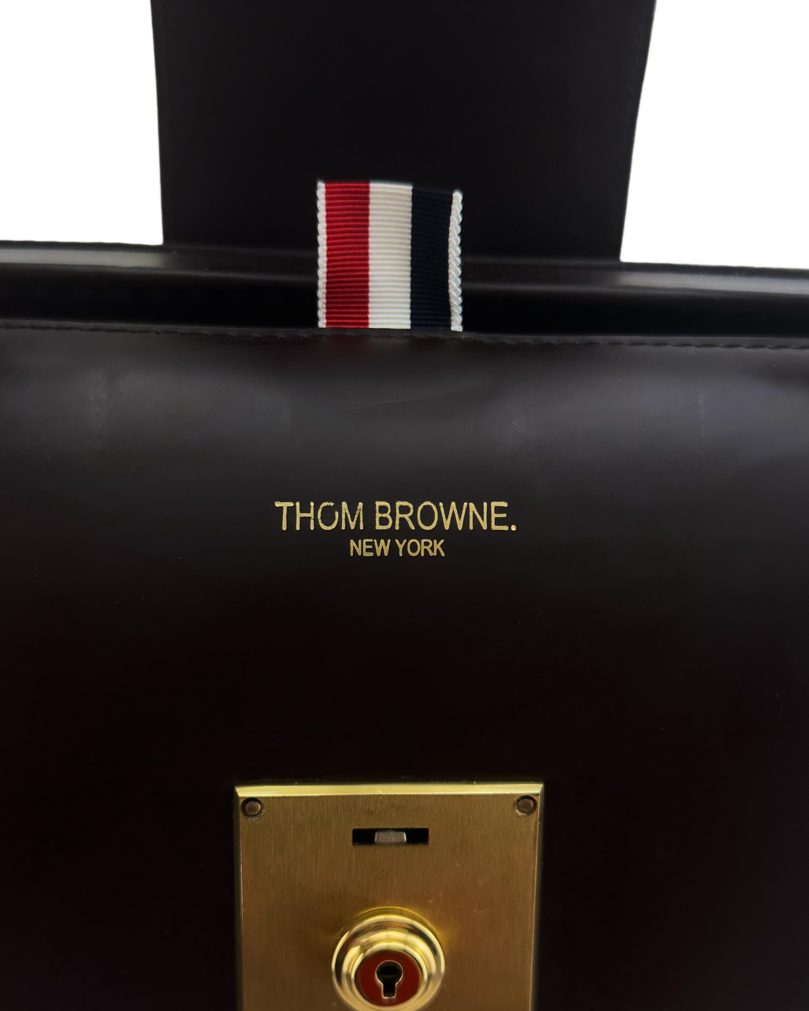 Women's or Men's Thom Browne 'Mr. Thom' Brown Leather Doctor Bag Style Briefcase For Sale