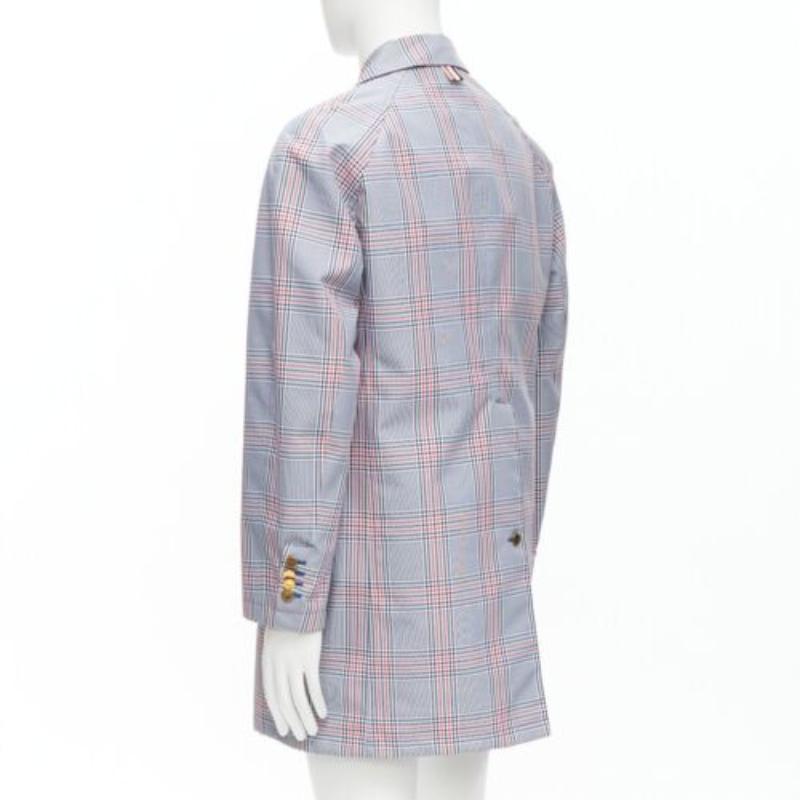 Thom Browne reversibile blu navy  cappotto classico a quadri con bottoni dorati JP2 M in vendita 5