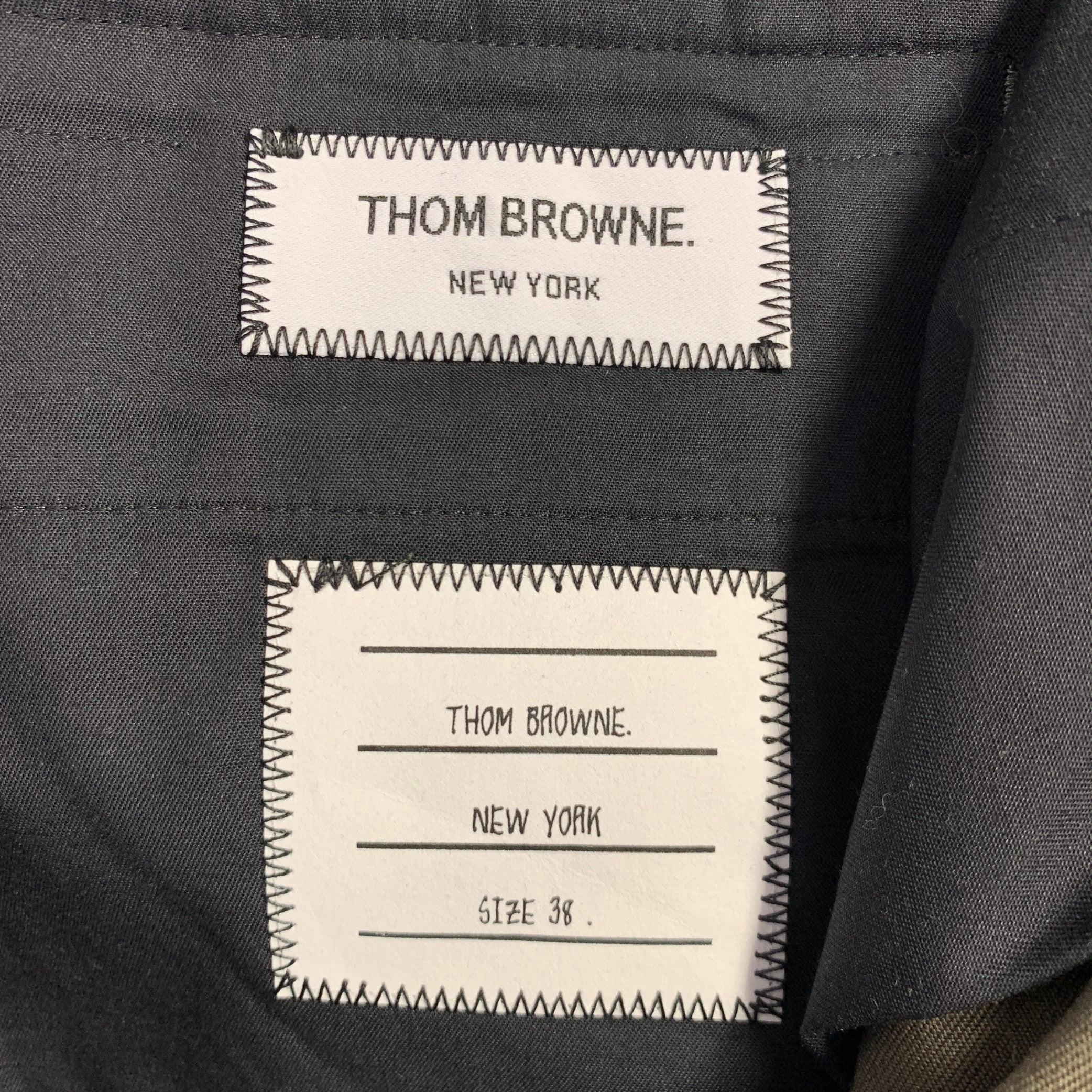 THOM BROWNE Size 2 Green Cotton Cuffed Shorts In Excellent Condition For Sale In San Francisco, CA