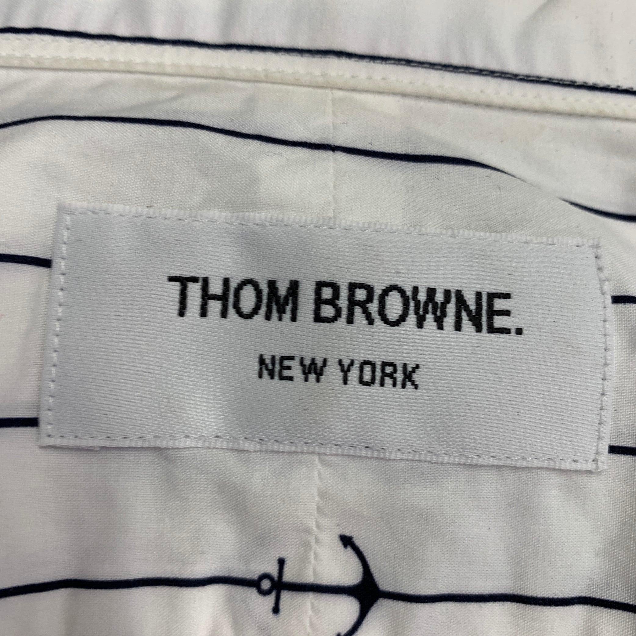 De los hombres THOM BROWNE Camisa de manga larga de un bolsillo de algodón a rayas náuticas marino blanco talla S en venta