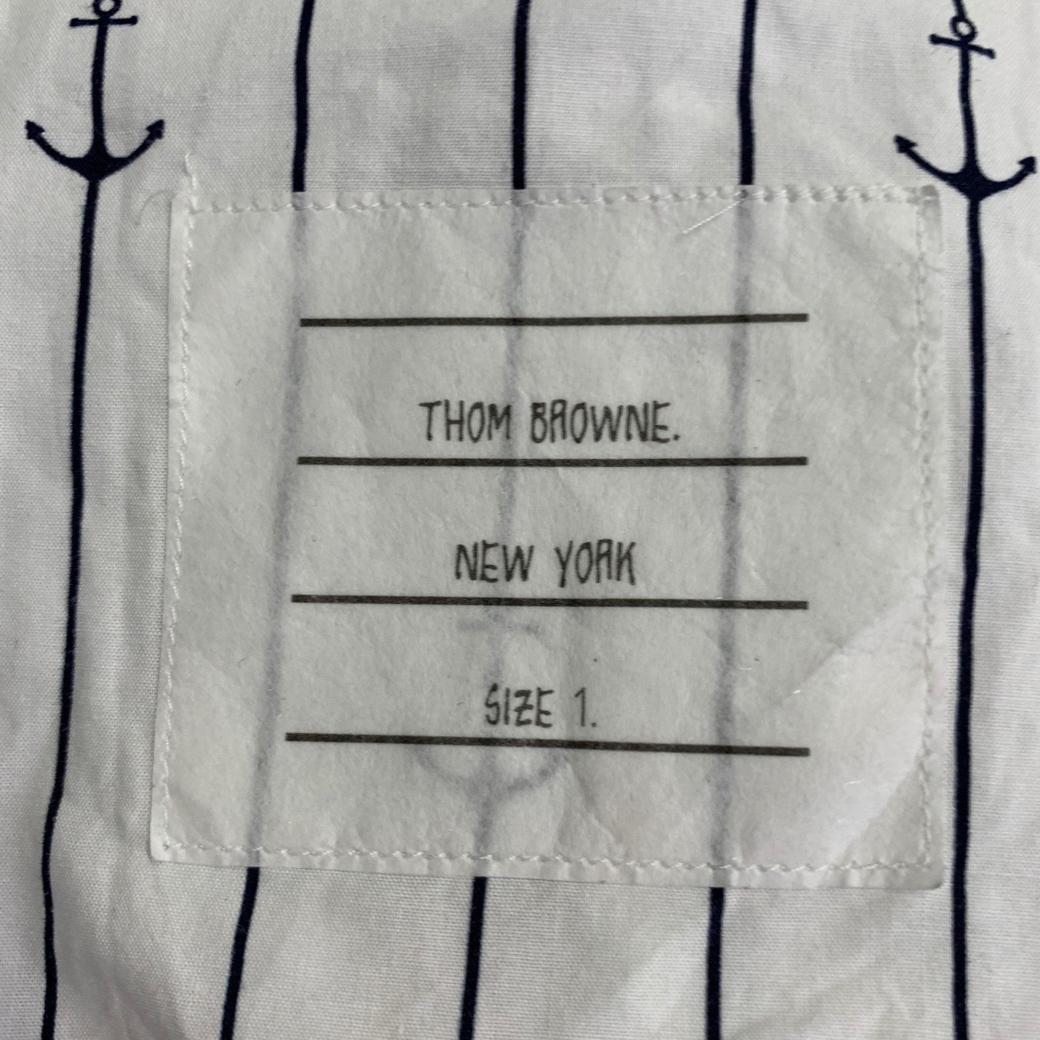 THOM BROWNE Camisa de manga larga de un bolsillo de algodón a rayas náuticas marino blanco talla S en venta 1