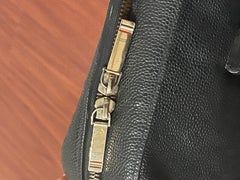 Thom Browne - Fourre-tout en cuir caviar noir avec poisson de récif