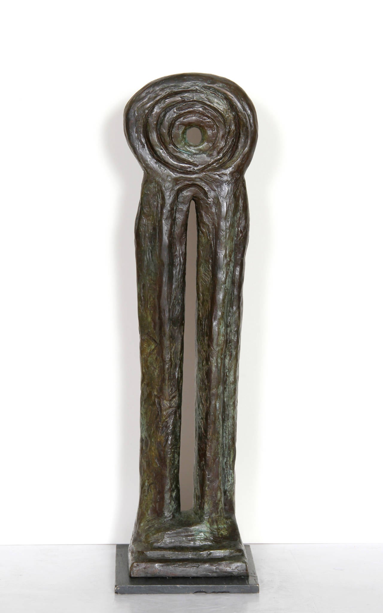 Cuatro Signos de Tierra: Cada ojo es una Tierra, escultura de bronce de Thom Cooney-Crawford