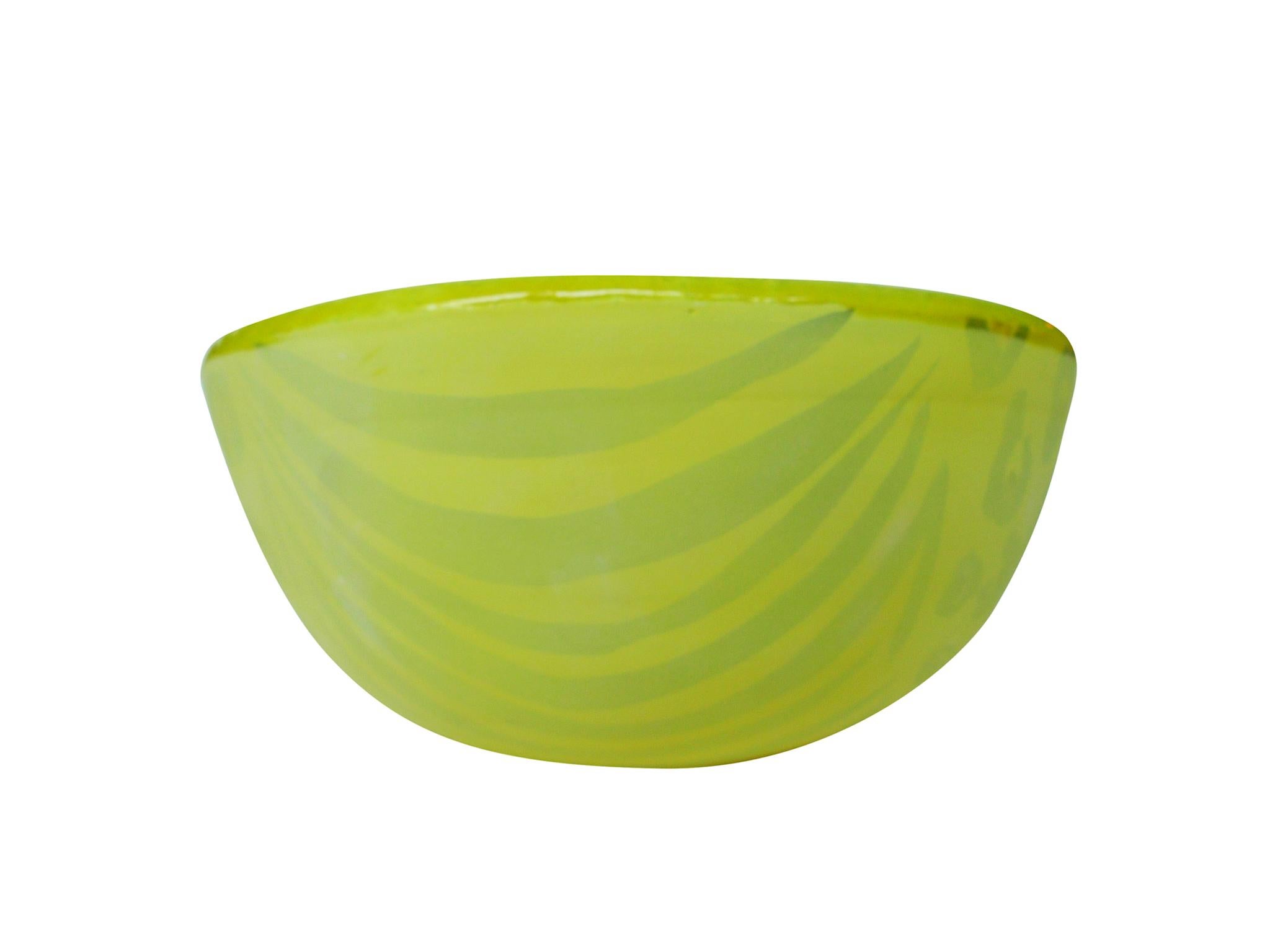 Thom Lussier Yellow Ceramic Bowl In New Condition In New York, NY