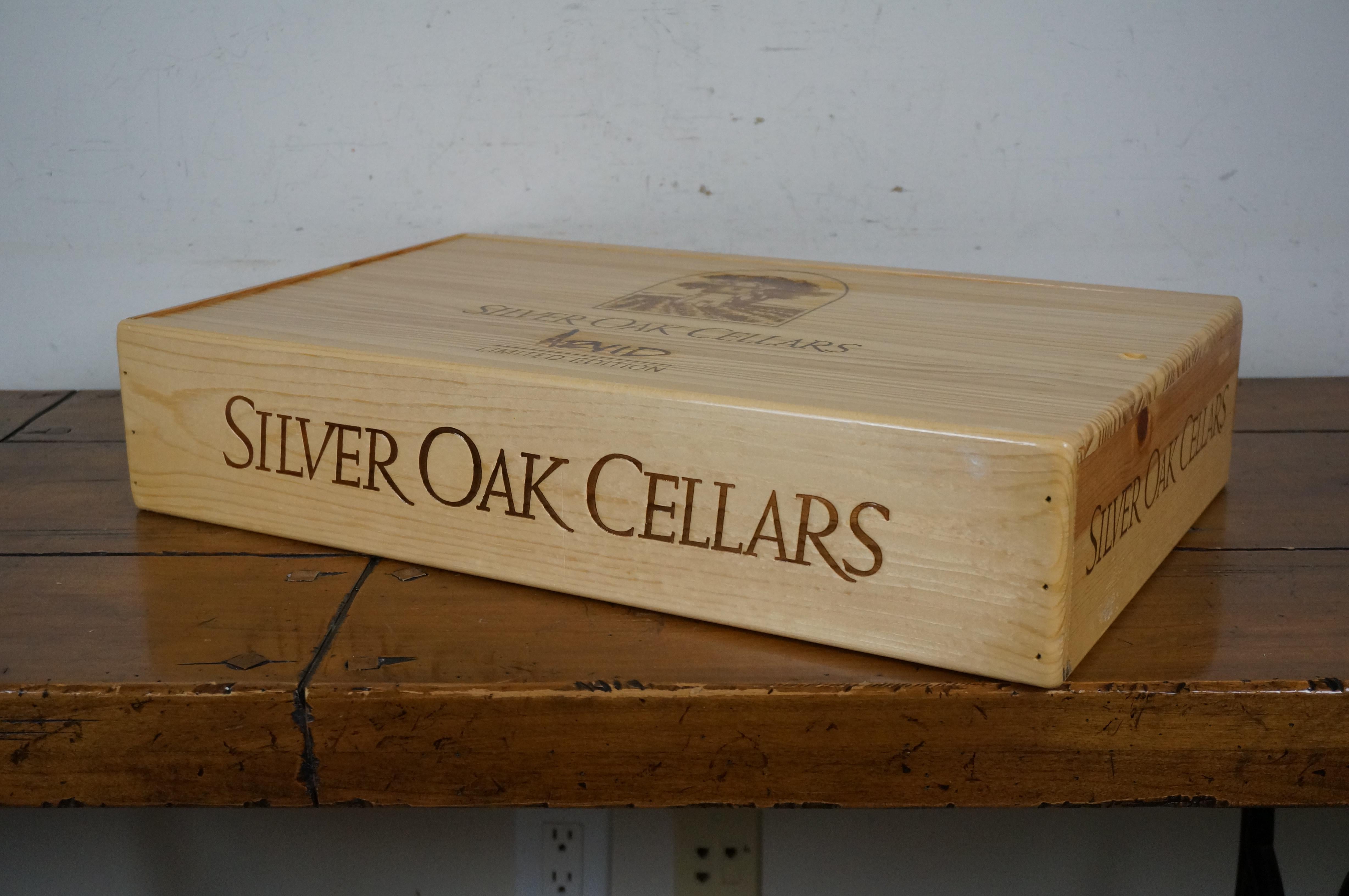 Thomas Arvid Silver Oak Cellars Se queda solo Caja de vino Serigrafía 90/275 en Bueno Estado en Dayton, OH