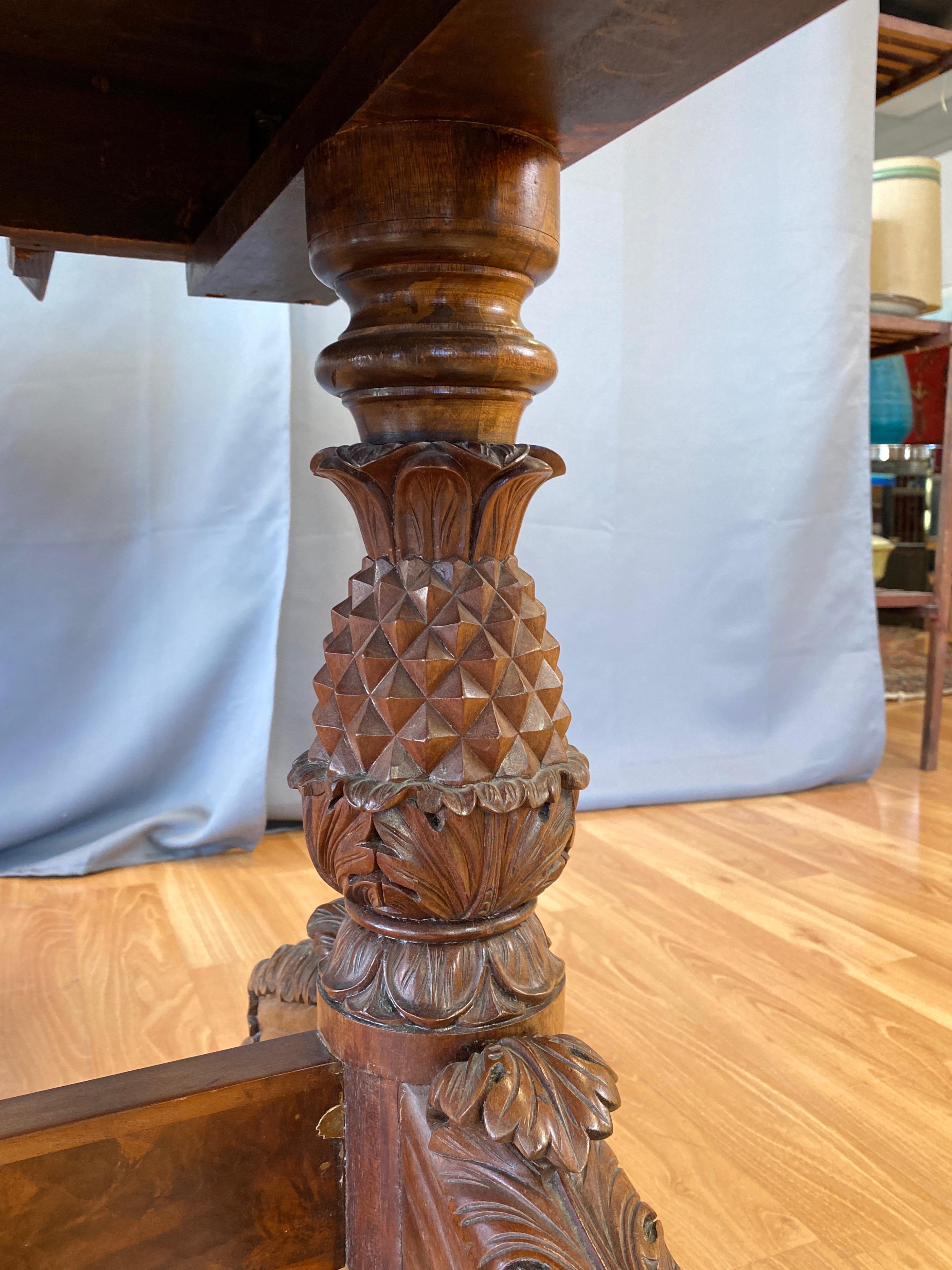 Thomas Astens American Classical Mahogany Drop-Leaf Dining Table, Early 1820s 9