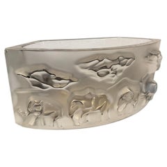 Jarrón de cristal esmerilado de Baccarat, con relieve de elefantes grandes, de Thomas Bastide, pieza única y de gran peso