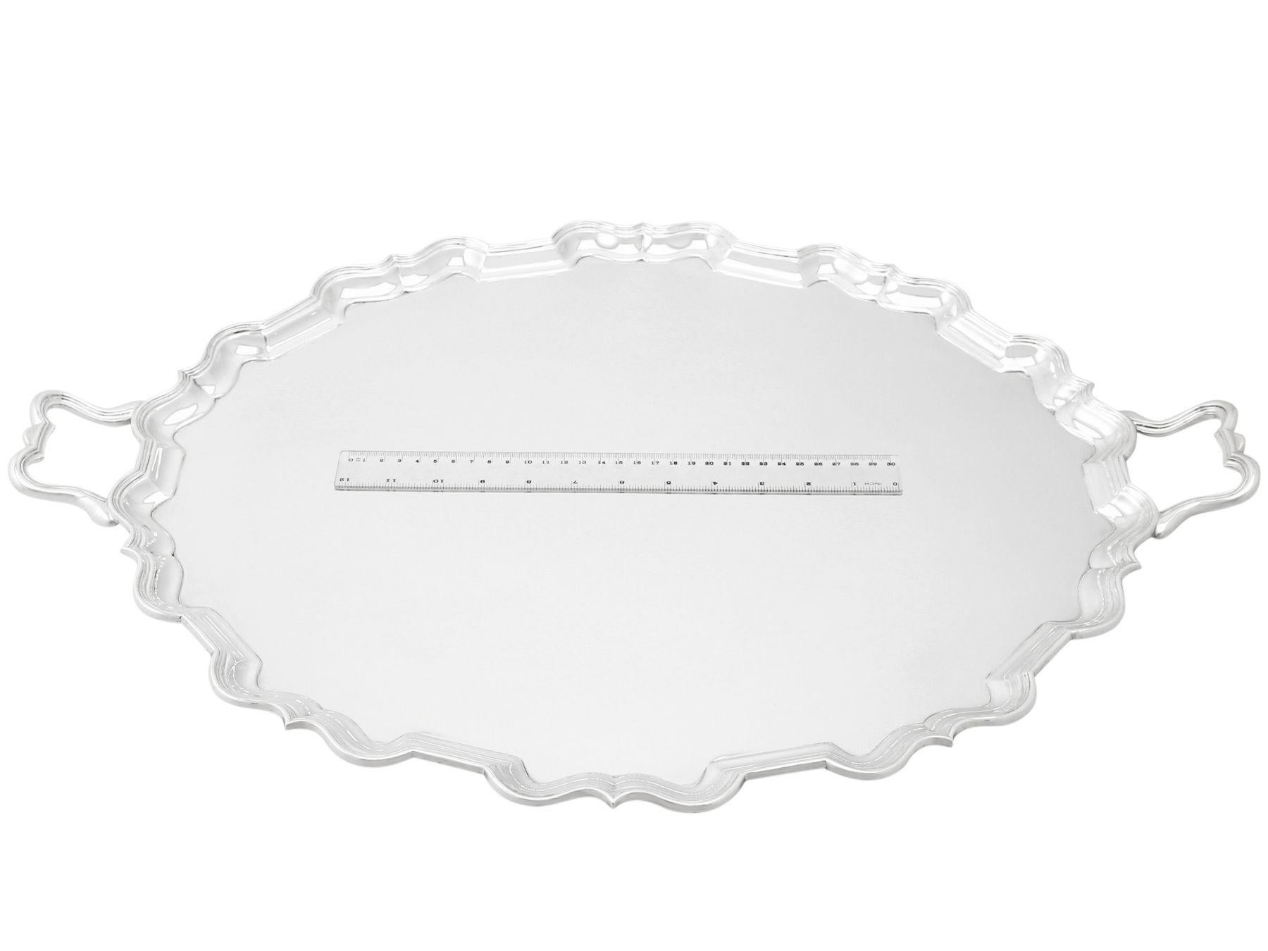 Thomas Bradbury & Sons Ltd Antique English Sterling Silver Two Handled Tea Tray For Sale 4