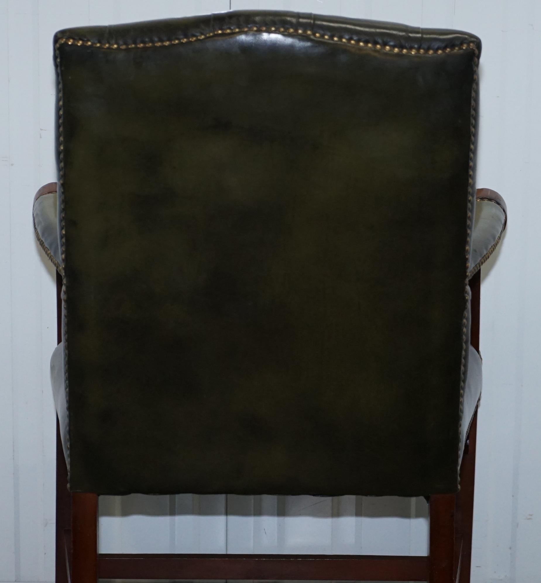 Thomas Chippendale Style Green Leather Chesterfield Gainsborough Carver Armchair 9