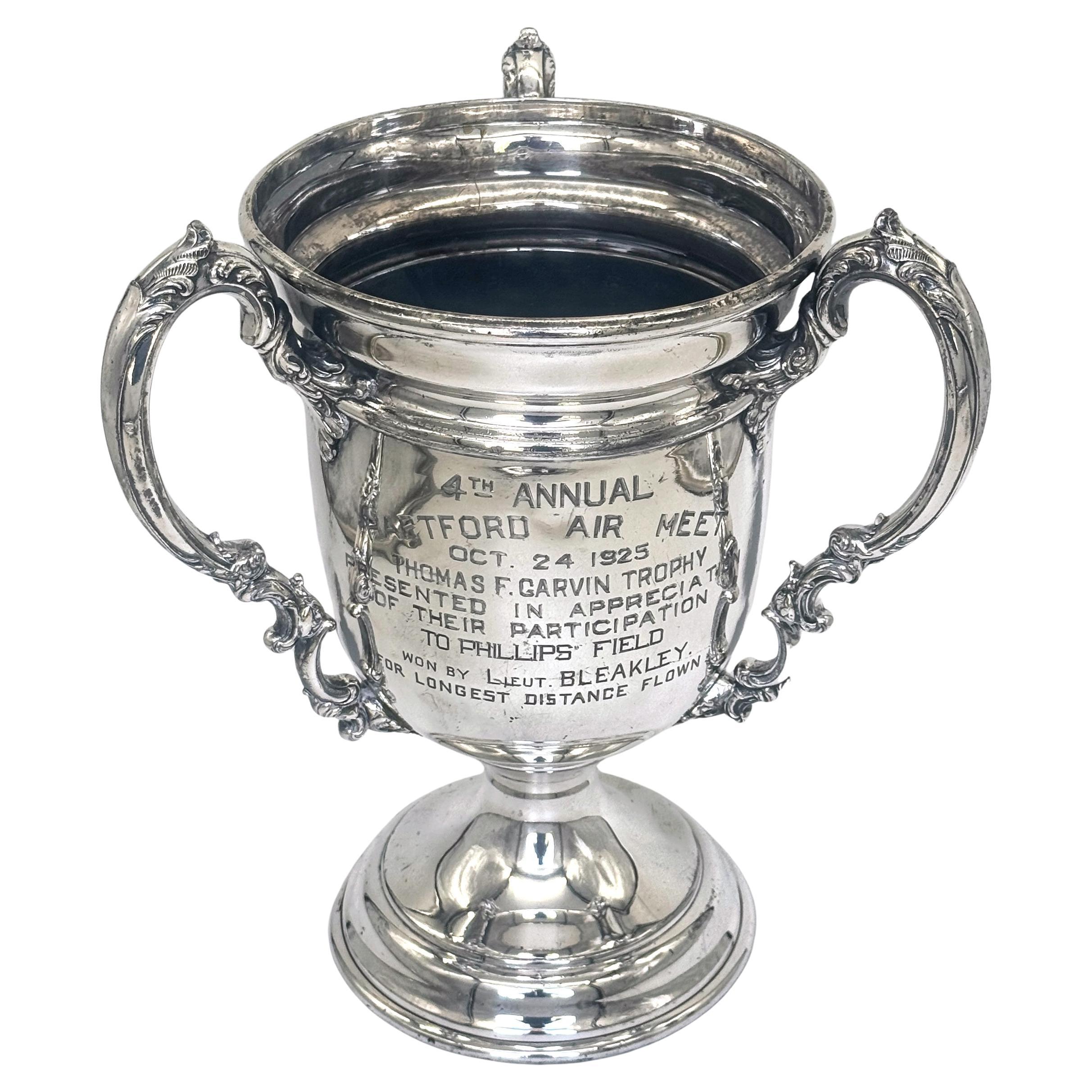 Thomas F. Garvin-Trophäe, 1925 Aviation-Trophäe, von Wilcox Silver Plate Co. im Angebot