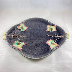 Bandeja de té de mayólica inglesa Thomas Forester Hoja sobre corteza