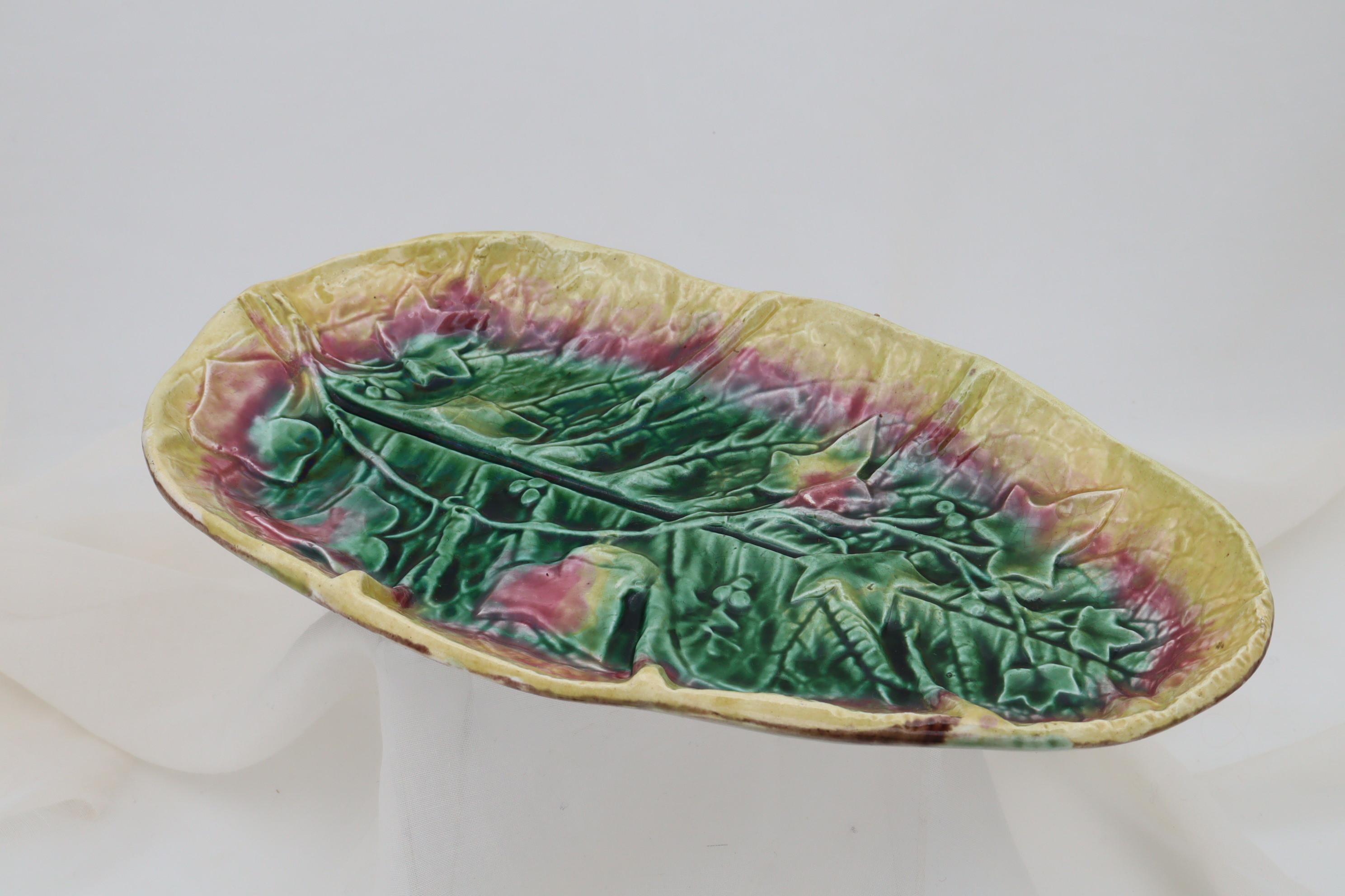 Late Victorian Thomas Forester majolica serving tray For Sale