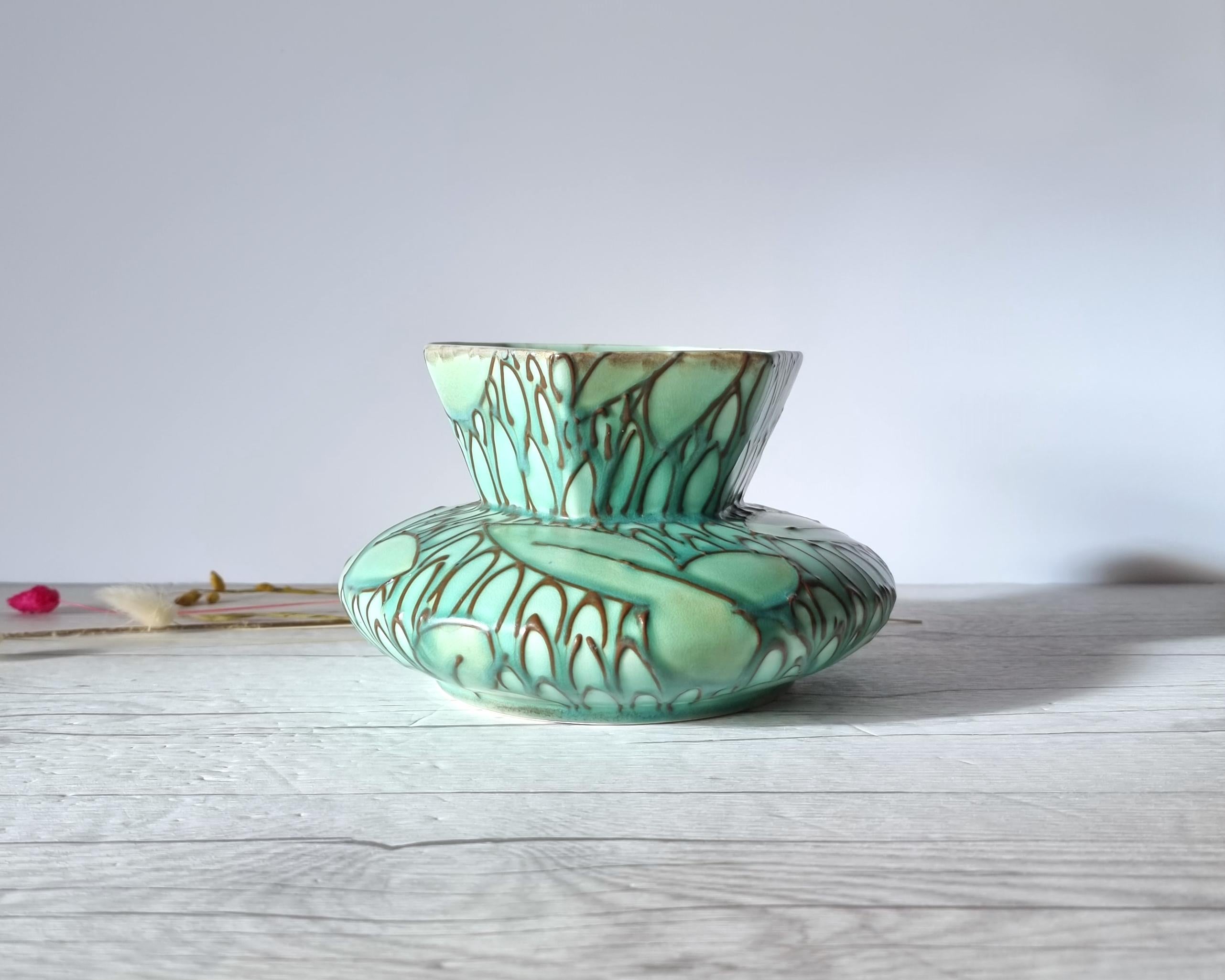Glazed Thomas Forester Phoenix Ware, Verdant Series Art Deco Tube-Lined Vase