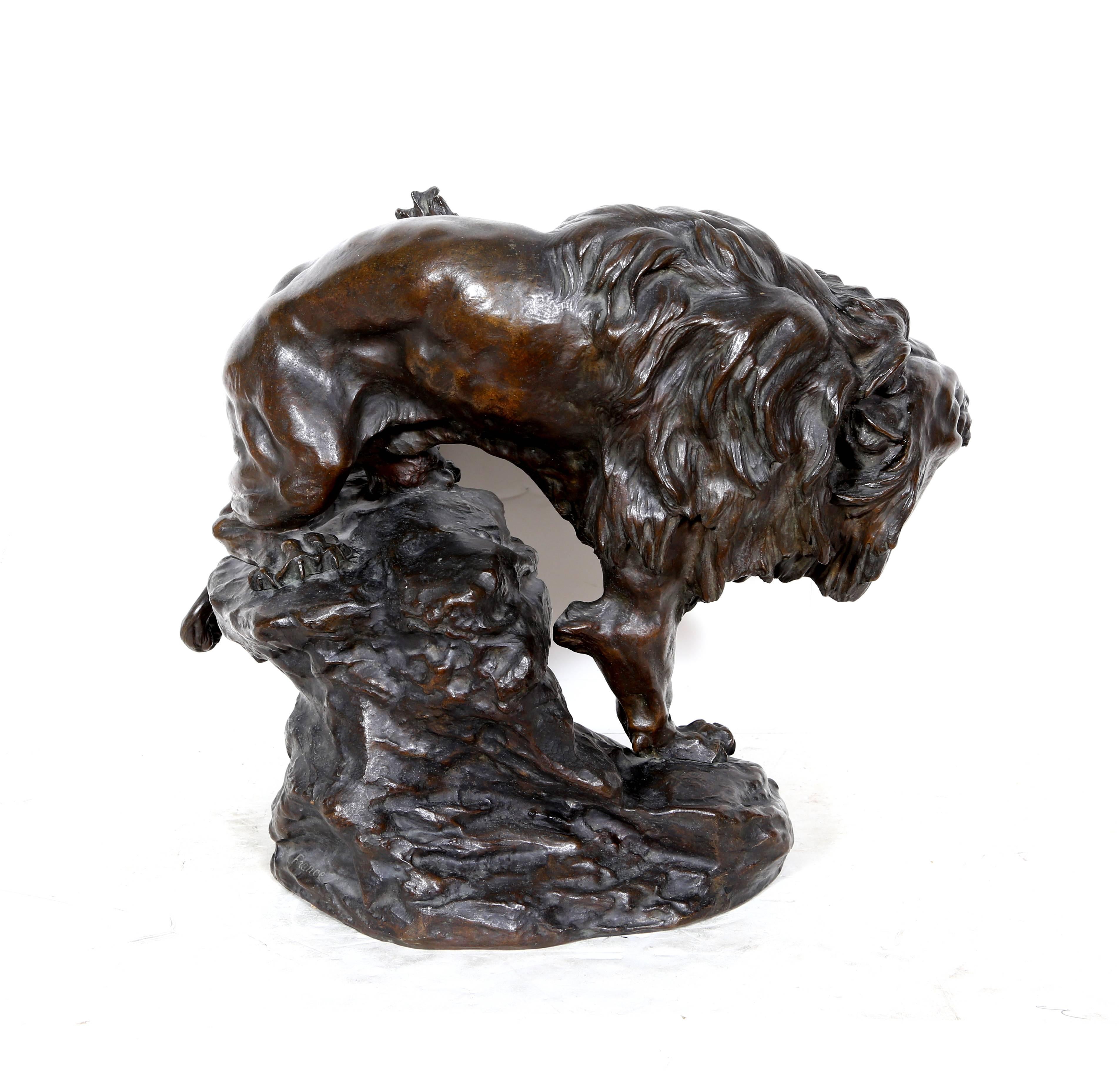 Snarling Lion - Gold Figurative Sculpture by Thomas Francois-Cartier
