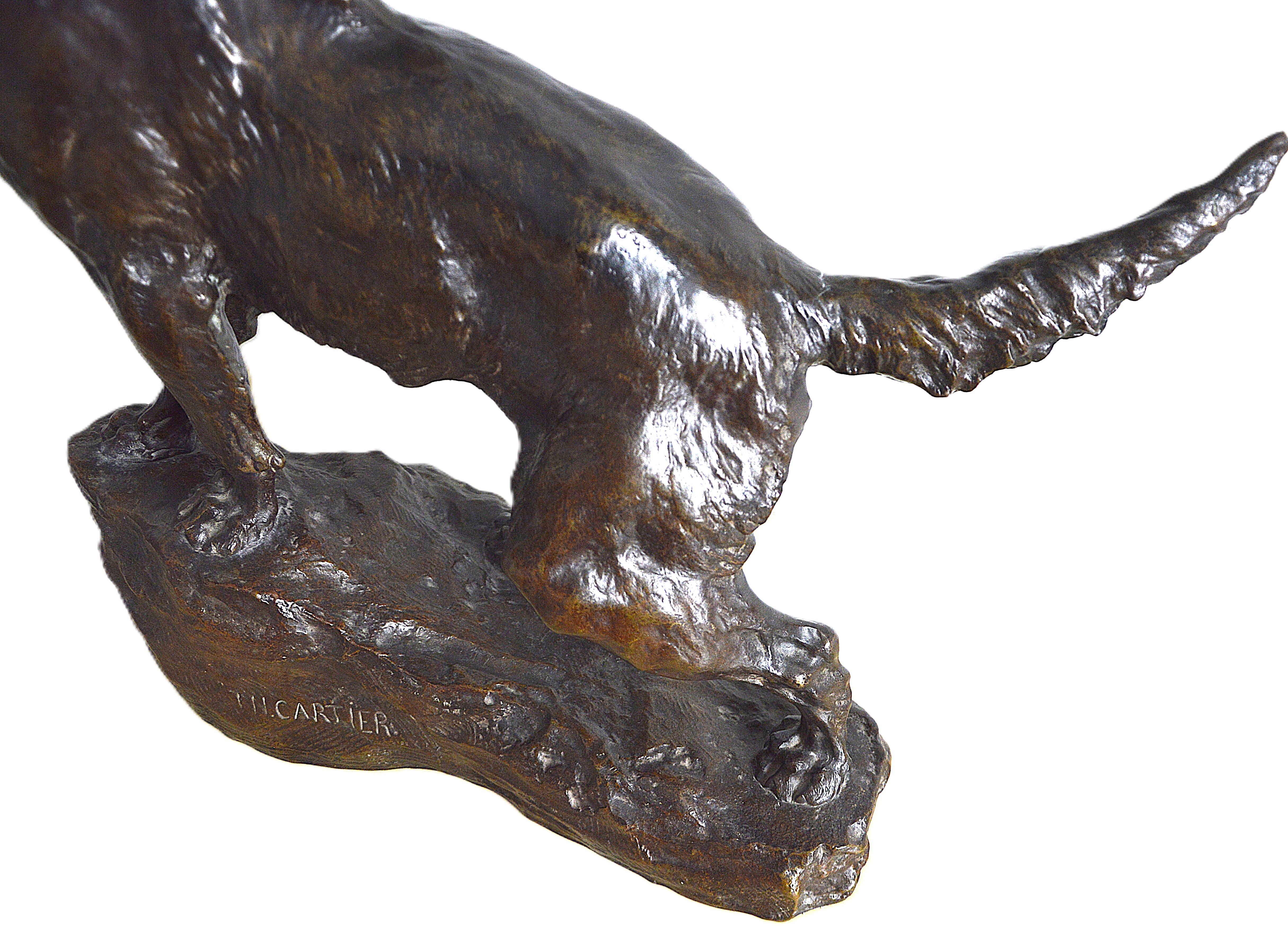 Chien de berger allemand par Thomas Cartier 20e siècle - Or Figurative Sculpture par Thomas Franois Cartier