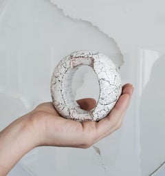 Thomas Gentille 1970 Crackled Eggshells Pendant Bangle Bracelet in Carved Wood