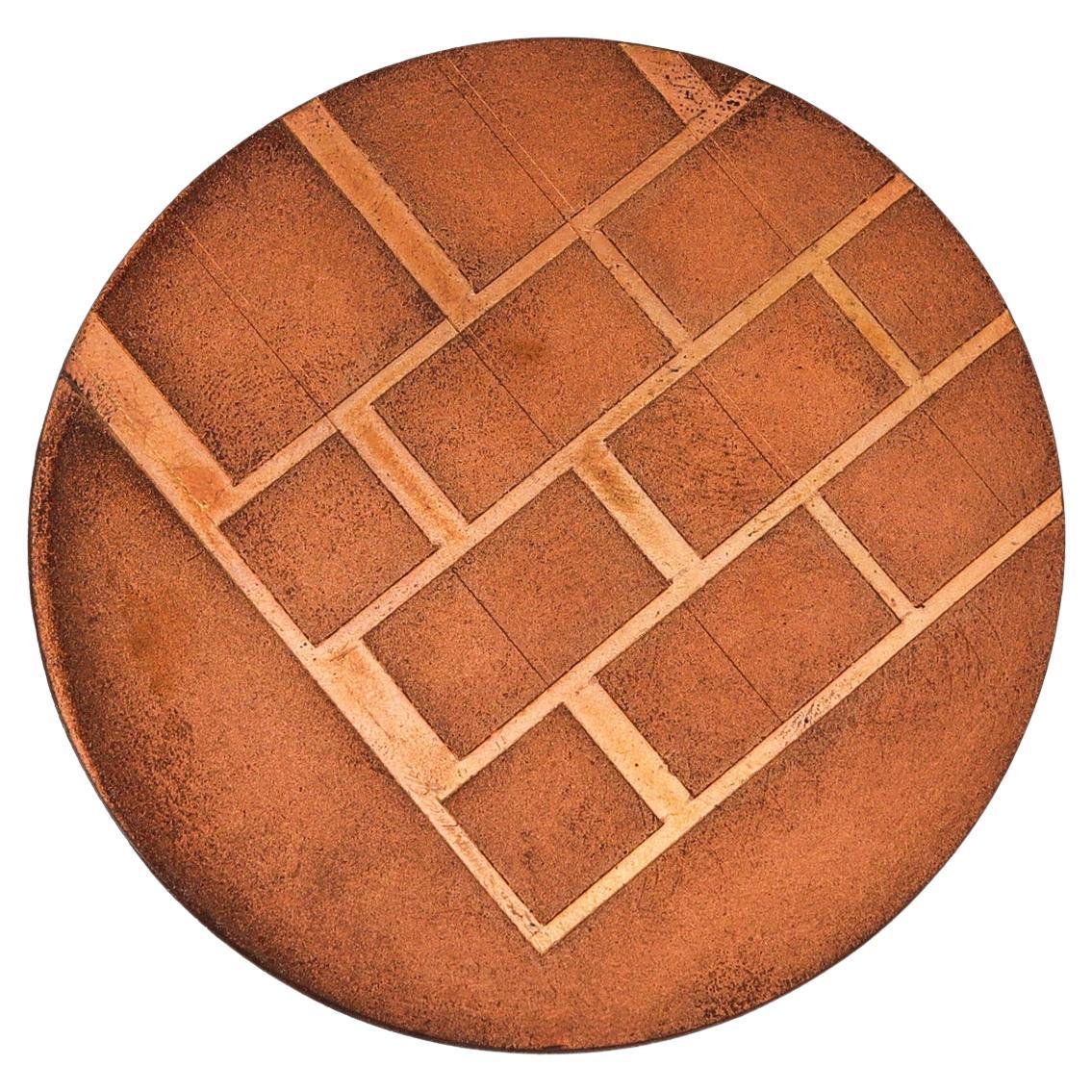 Thomas Gentille 1970 Geometric Round Pendant Brooch In 18kt Gold Bronze & Copper For Sale