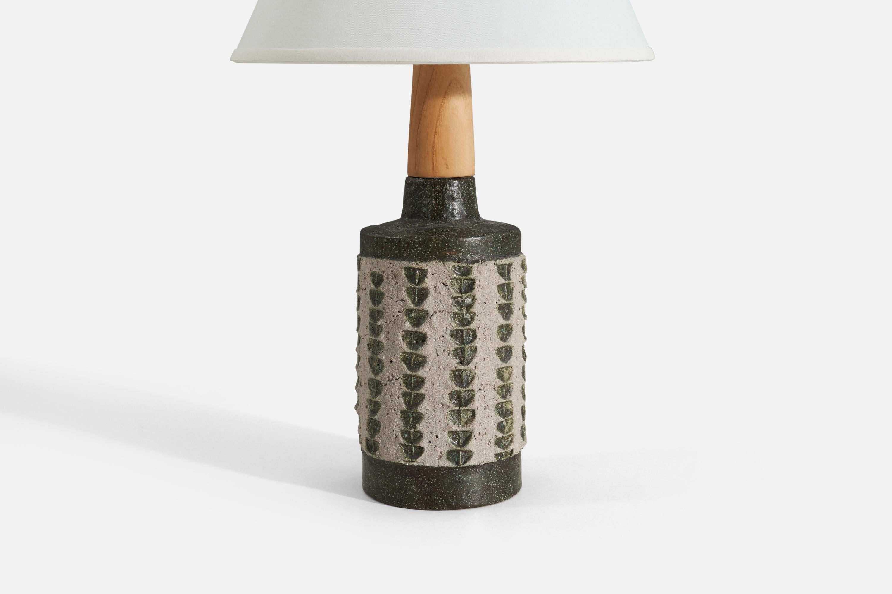 Mid-Century Modern Thomas Hellström, Table Lamp, Stoneware, Oak, Nittsjö, Sweden, 1960s For Sale