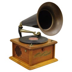 Vintage Thomas Home Phonograph Gramophone Replica Collector's Edition Radio Tape Player