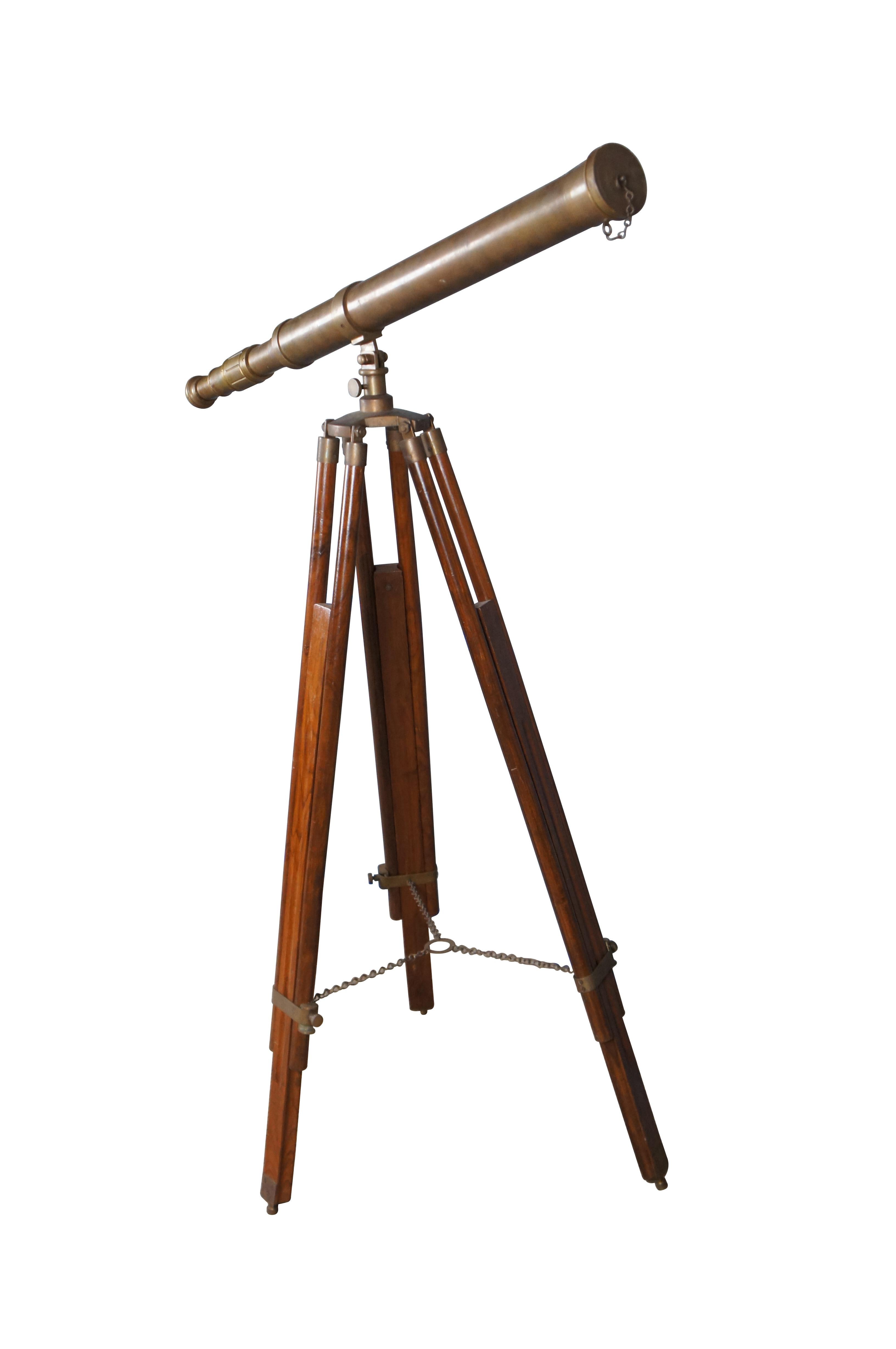 Thomas J. Evans English Brass Nautical Telescope Adjustable Tripod Stand London In Good Condition In Dayton, OH