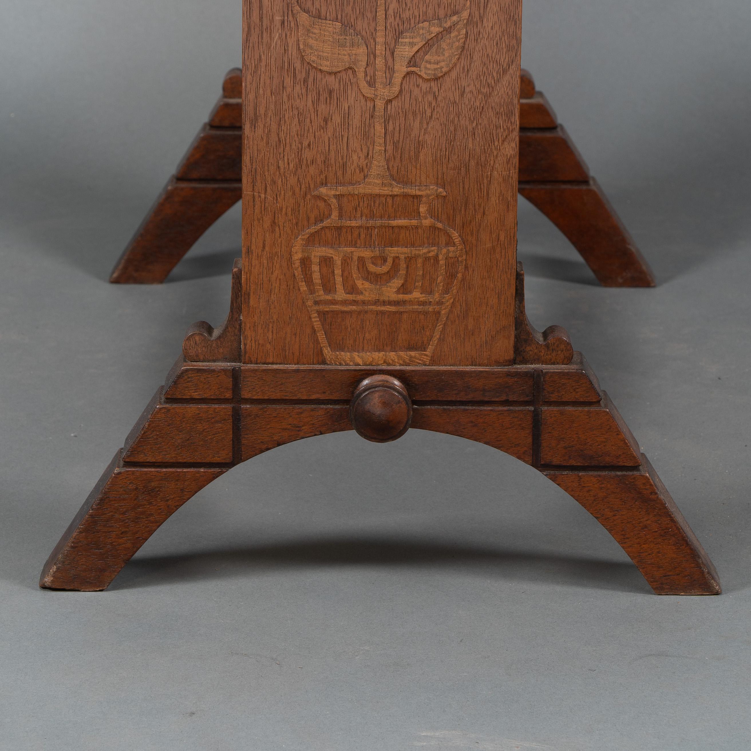 Thomas Jeckyll attri. Subtle Anglo-Japanese style drop leaf oak occasional table For Sale 6