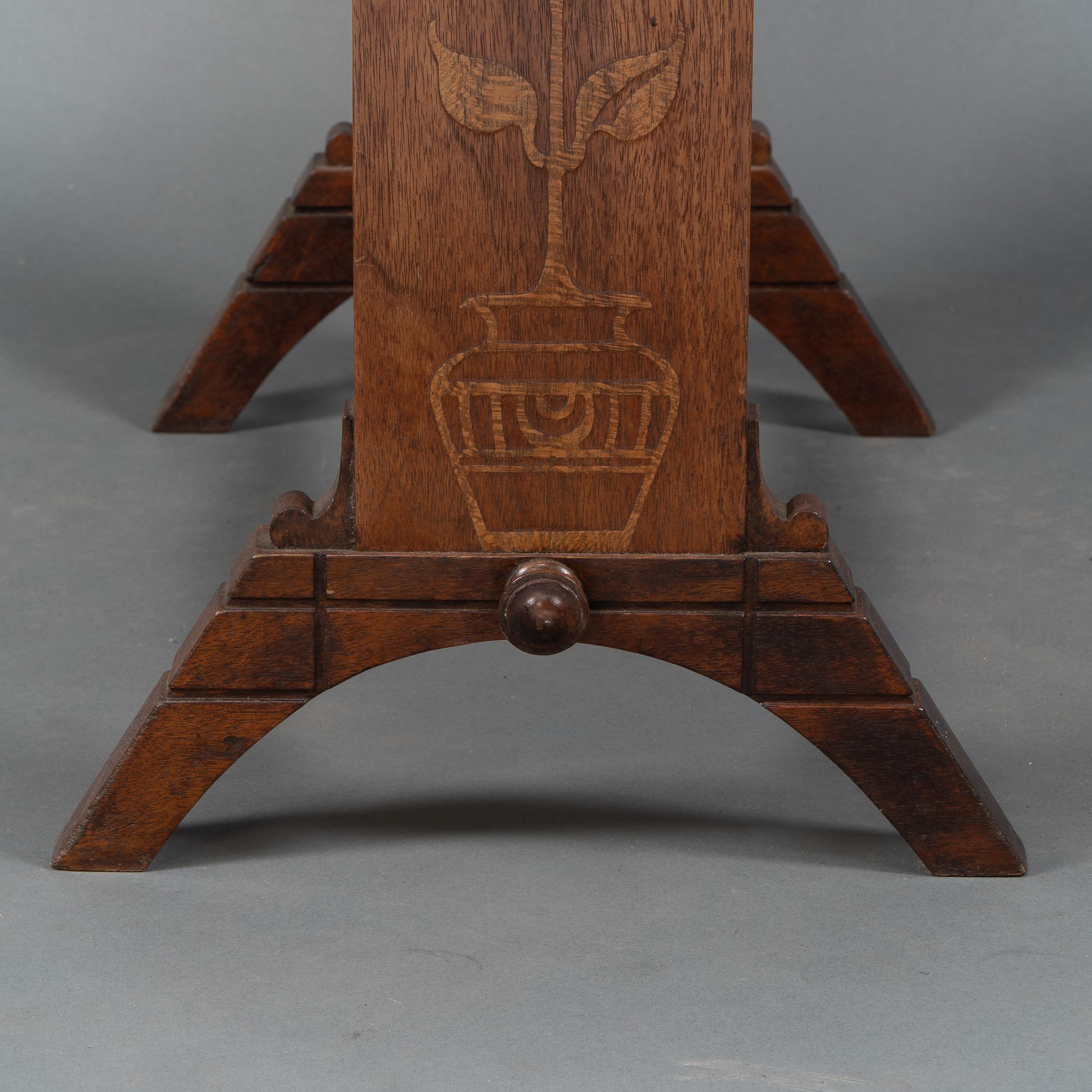 Thomas Jeckyll attri. Subtle Anglo-Japanese style drop leaf oak occasional table For Sale 8