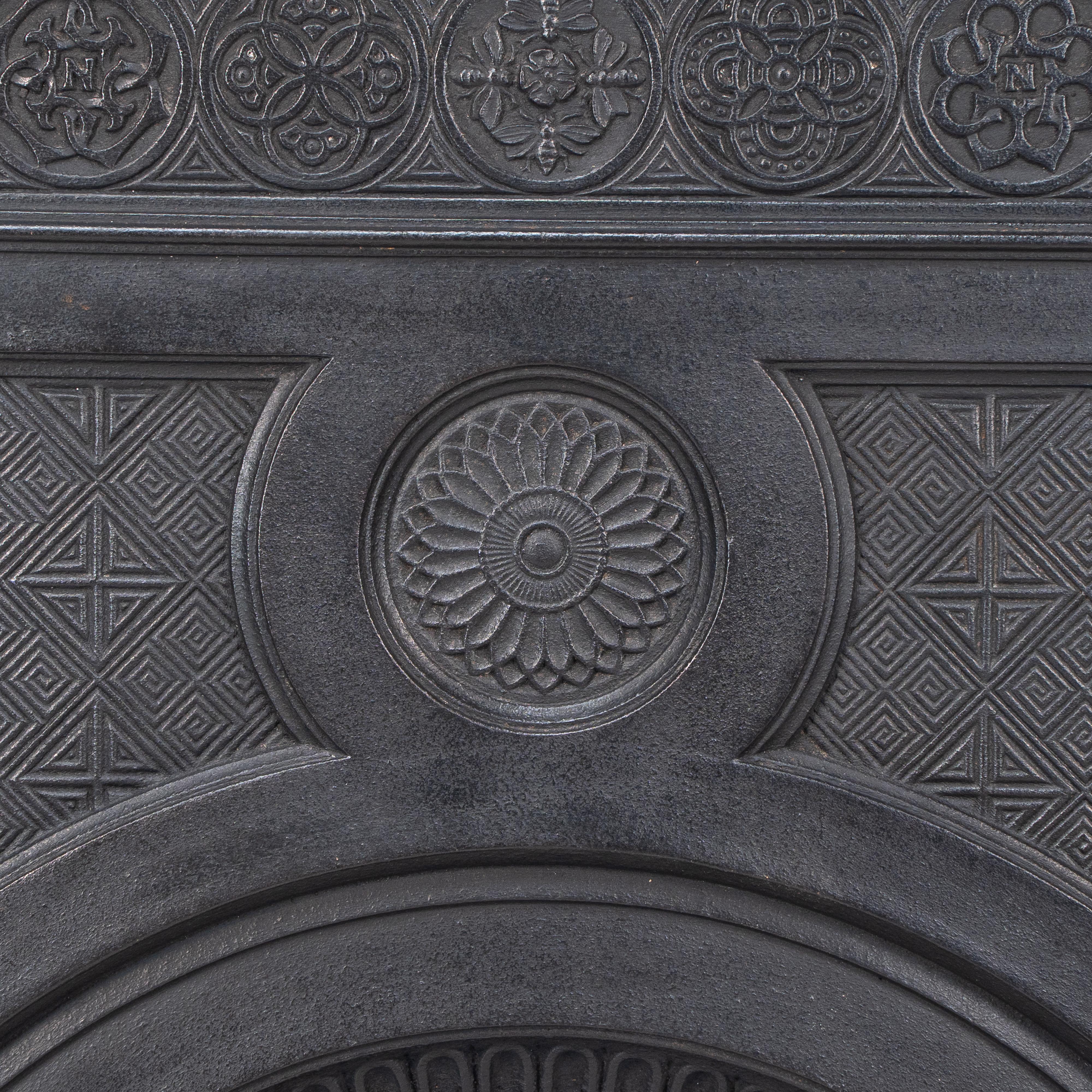 Acier de Berlin Thomas Jeckyll pour Barnard Bishop & Barnard Une rare cheminée de l'Aesthetic Movement en vente