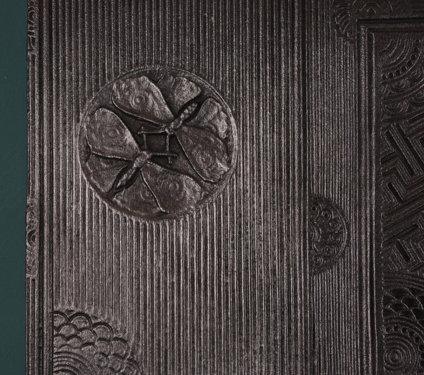 From the foundry of Barnard, Bishop and Barnards, this Thomas Jeckyll register grate represents the very highest quality in Fine casting. This asymmetric floral design is typical of Jeckyll and gives a hand-built character to this early mass