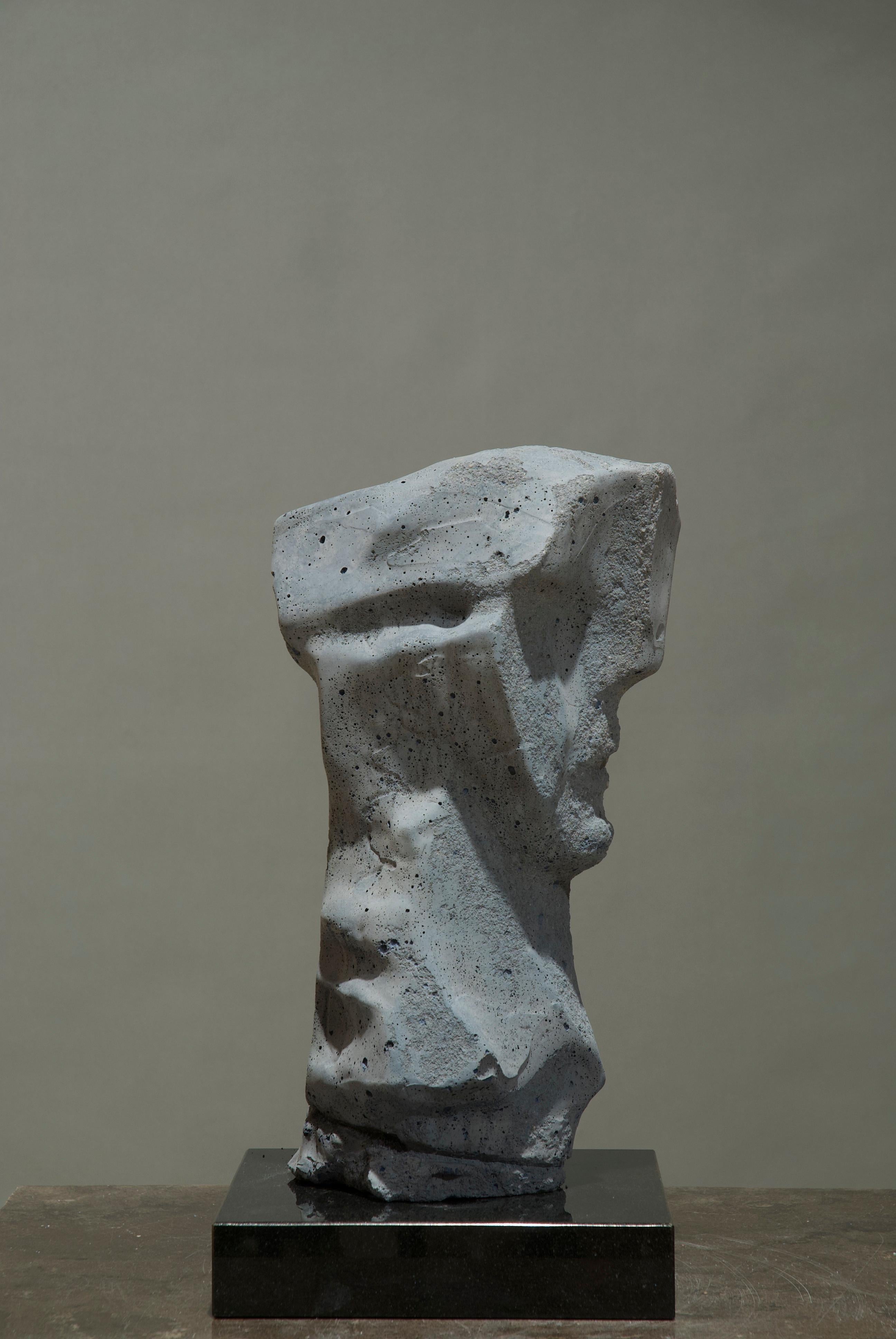Concrete Head Unique Figurative Abstract Geometric Figure Grey  In Stock  - Sculpture by Thomas Junghans