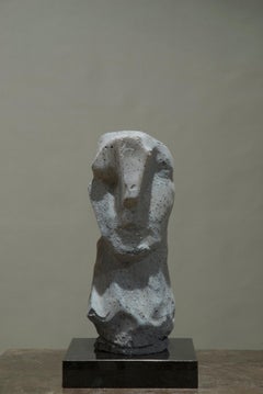 Betonkopf Einzigartige figurative abstrakte geometrische Figur Grau  Vorrätig 2024