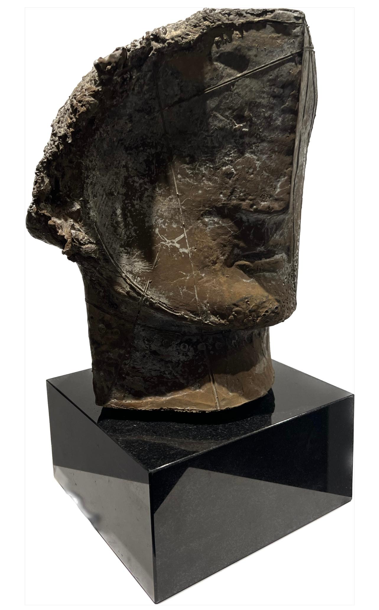 Figurative Sculpture Thomas Junghans - Tête abstraite sculptée en bronze, cercle intérieur coulé, édition limitée