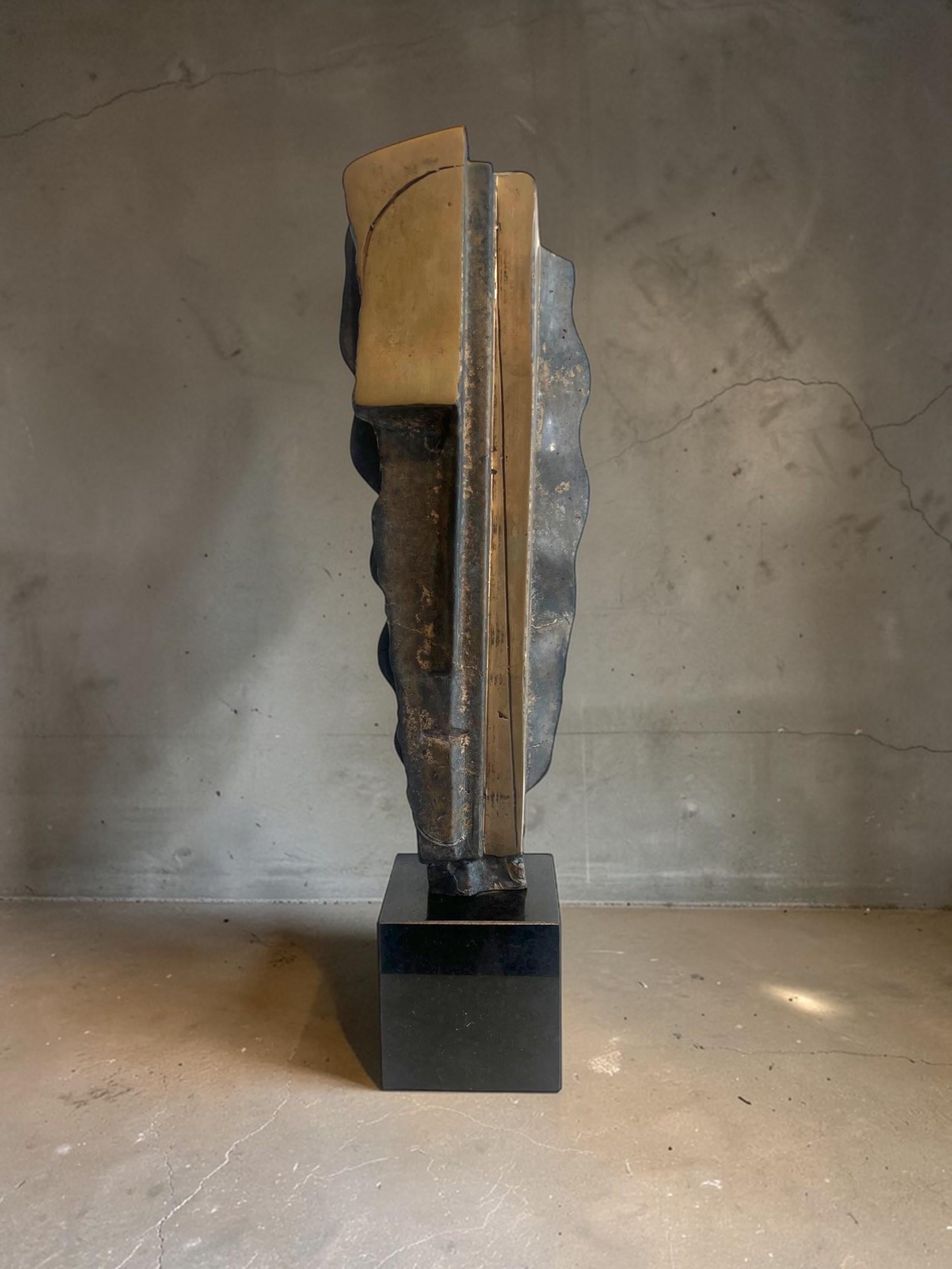 Thomas Junghans Figurative Sculpture – Muse Skulptur Bronze Kopf Raw Abstrakt Kubistisch Zeitgenössisch Vorrätig