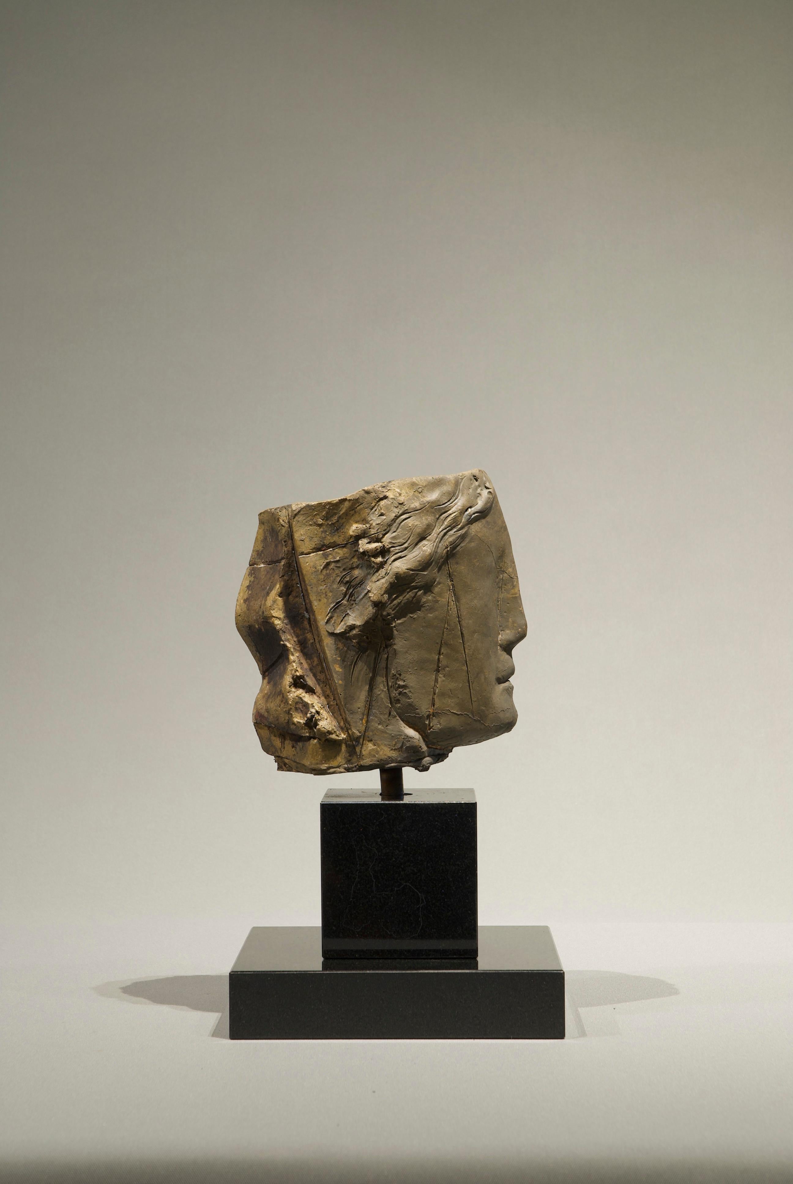 Prima Luce - Sculpture classique abstraite figurative retouchée en bronze, en stock en vente 5