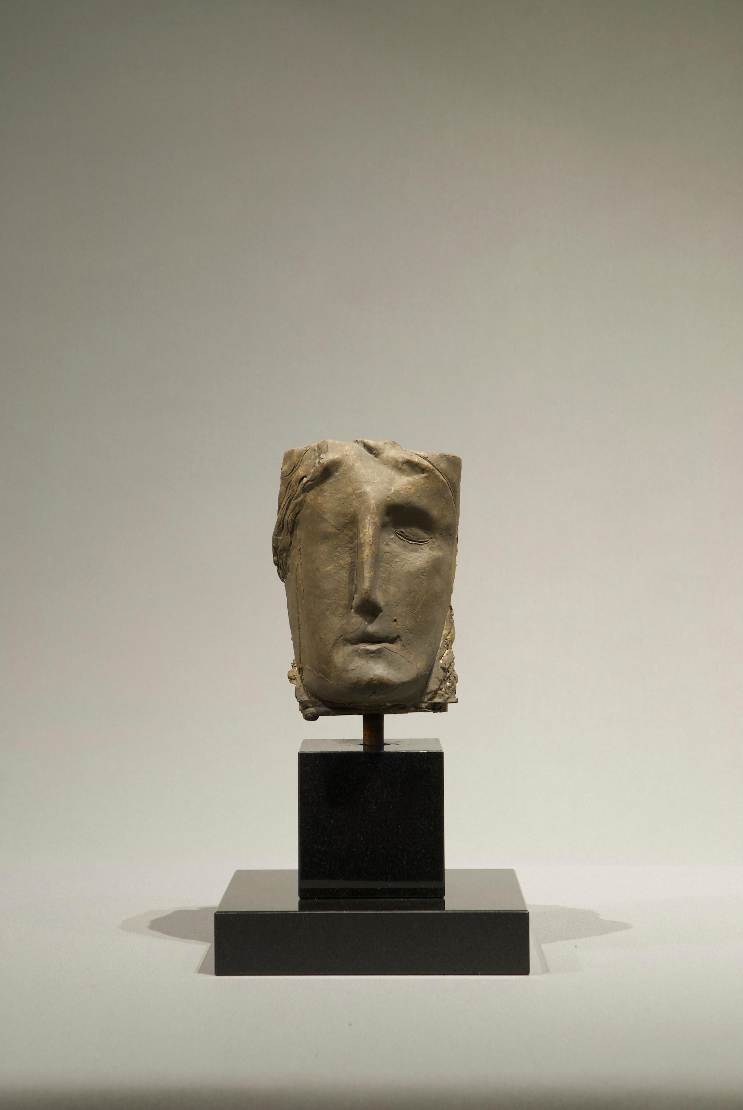 Prima Luce Retouched Figurative Abstract Bronze Classic Sculpture Contemporary 2023
 In Stock
Prima Luce is a figurative, abstract, classic sculpture in bronze. Suitable for indoors and outdoors. 

Junghans (1956, Recklinghausen) creates abstract