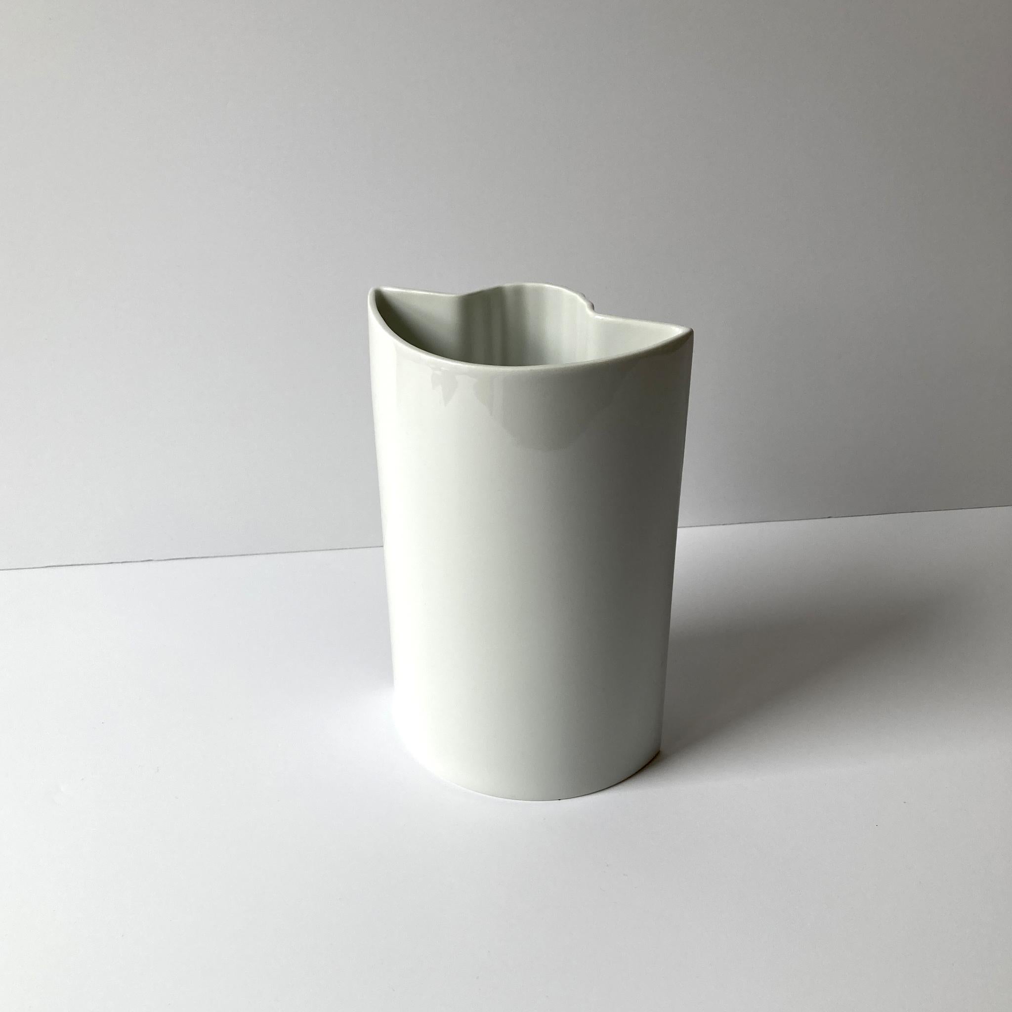 20th Century Thomas Keramik White Rounded Porcelain Vase, Postmodern For Sale