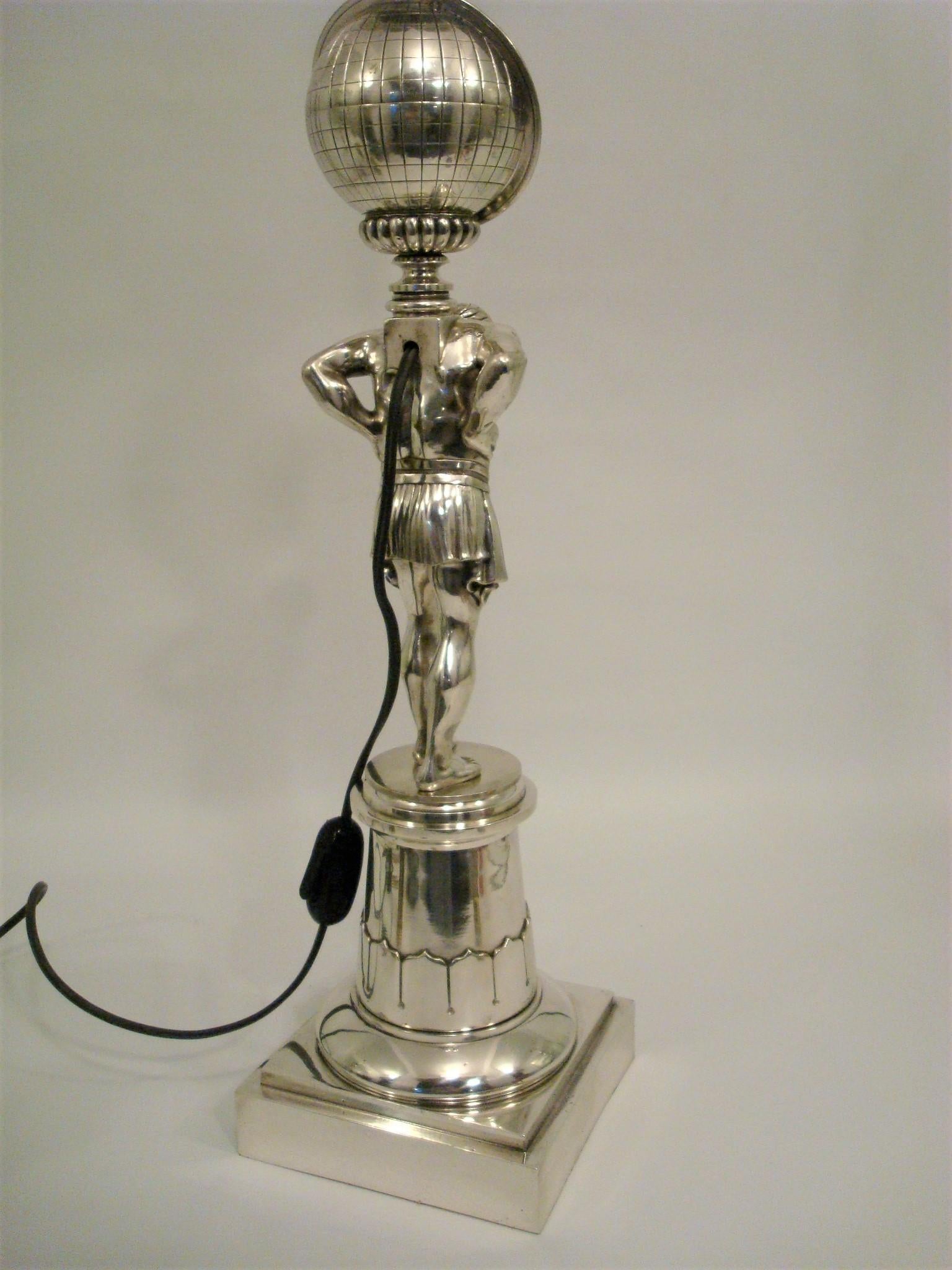 Thomas Messenger and Sons 'Atlas' Sculpture Bronze Lamp Base, England circa 1835 For Sale 3