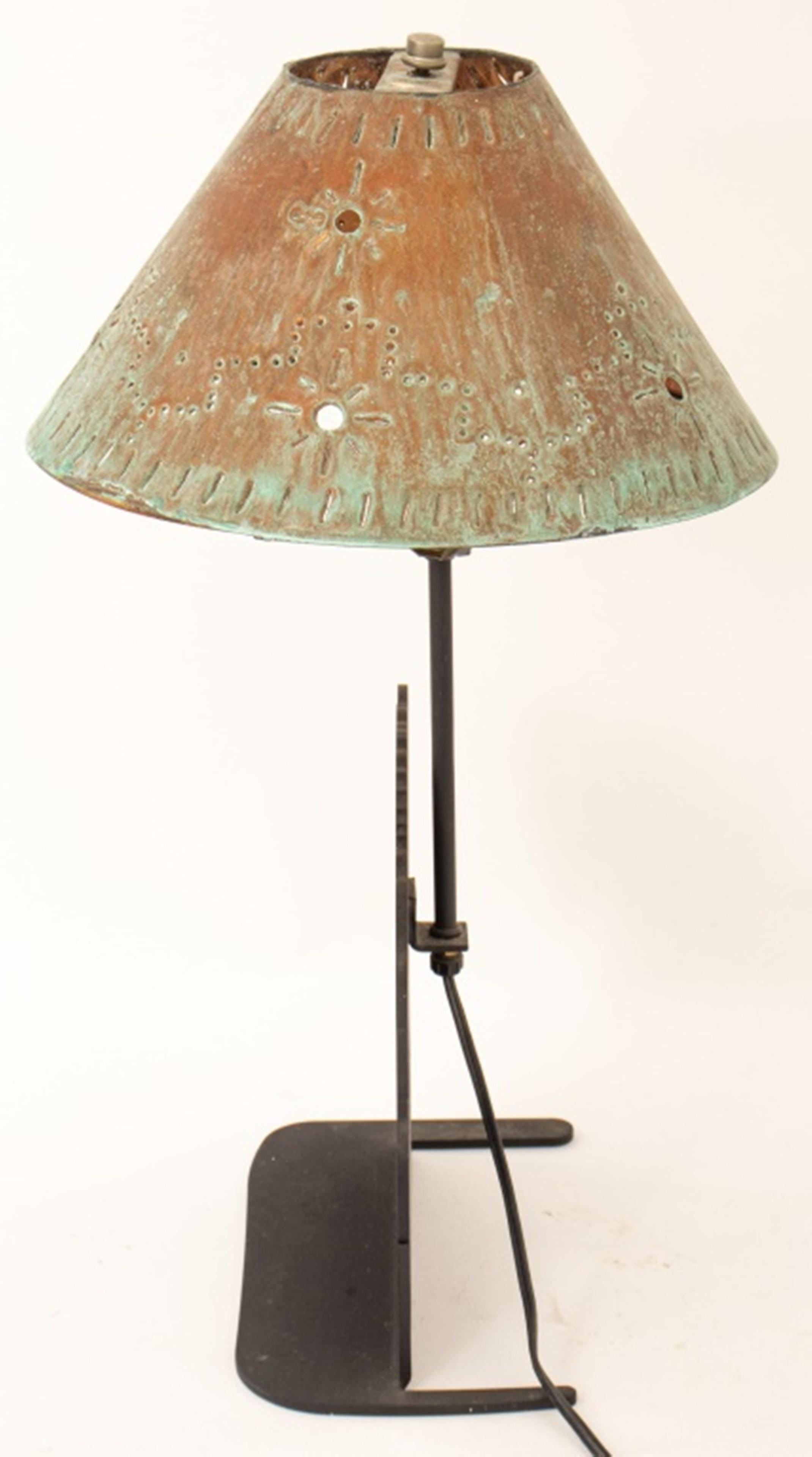Thomas Molesworth Style Buffalo Lamp In Good Condition In Astoria, NY
