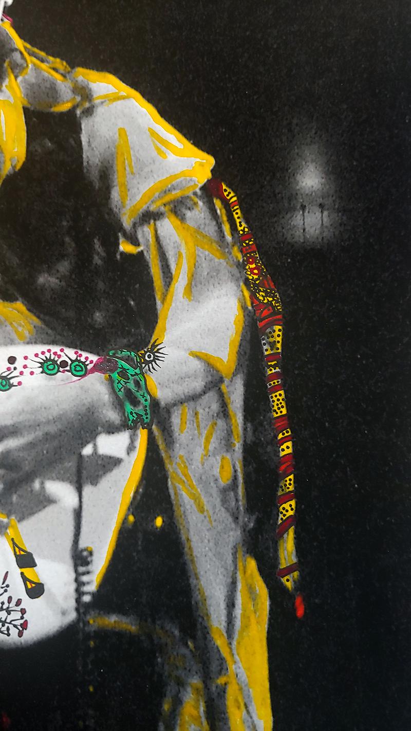 Jimi Hendrix colorato a mano dal fotografo originale 1969 MSG  New York - Black and White Photograph Nero di Thomas Monaster