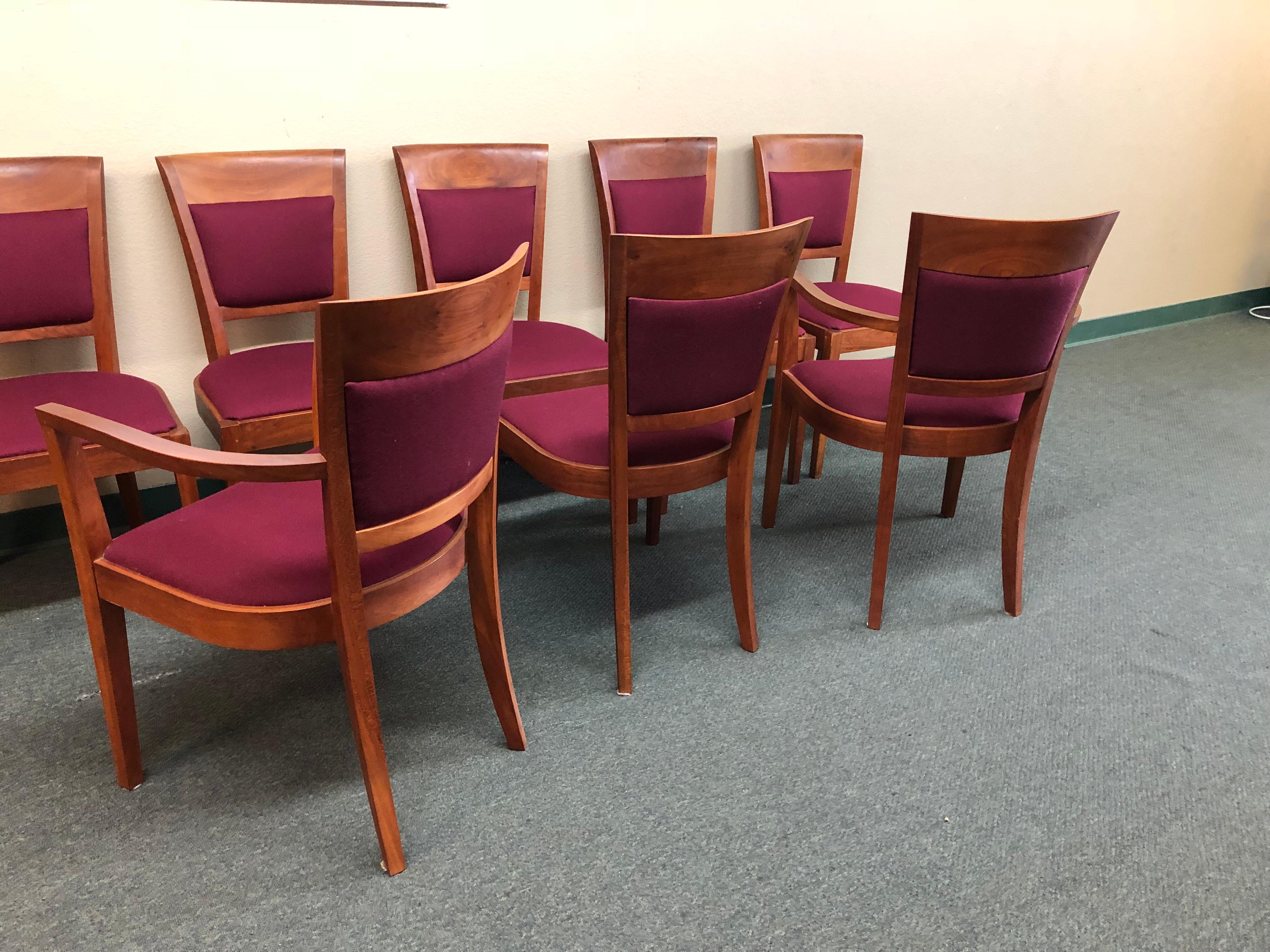 Thomas Moser Dining Table and Eight Harpswell Dining Chairs For Sale 5
