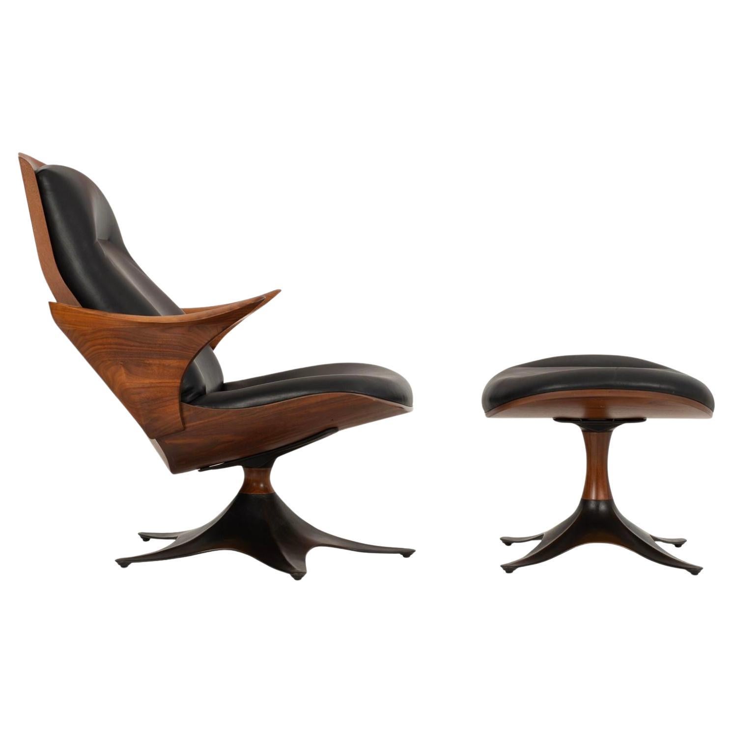 Thomas Moser" Kinesis" Swivel Chair and Swivel Ottoman For Sale