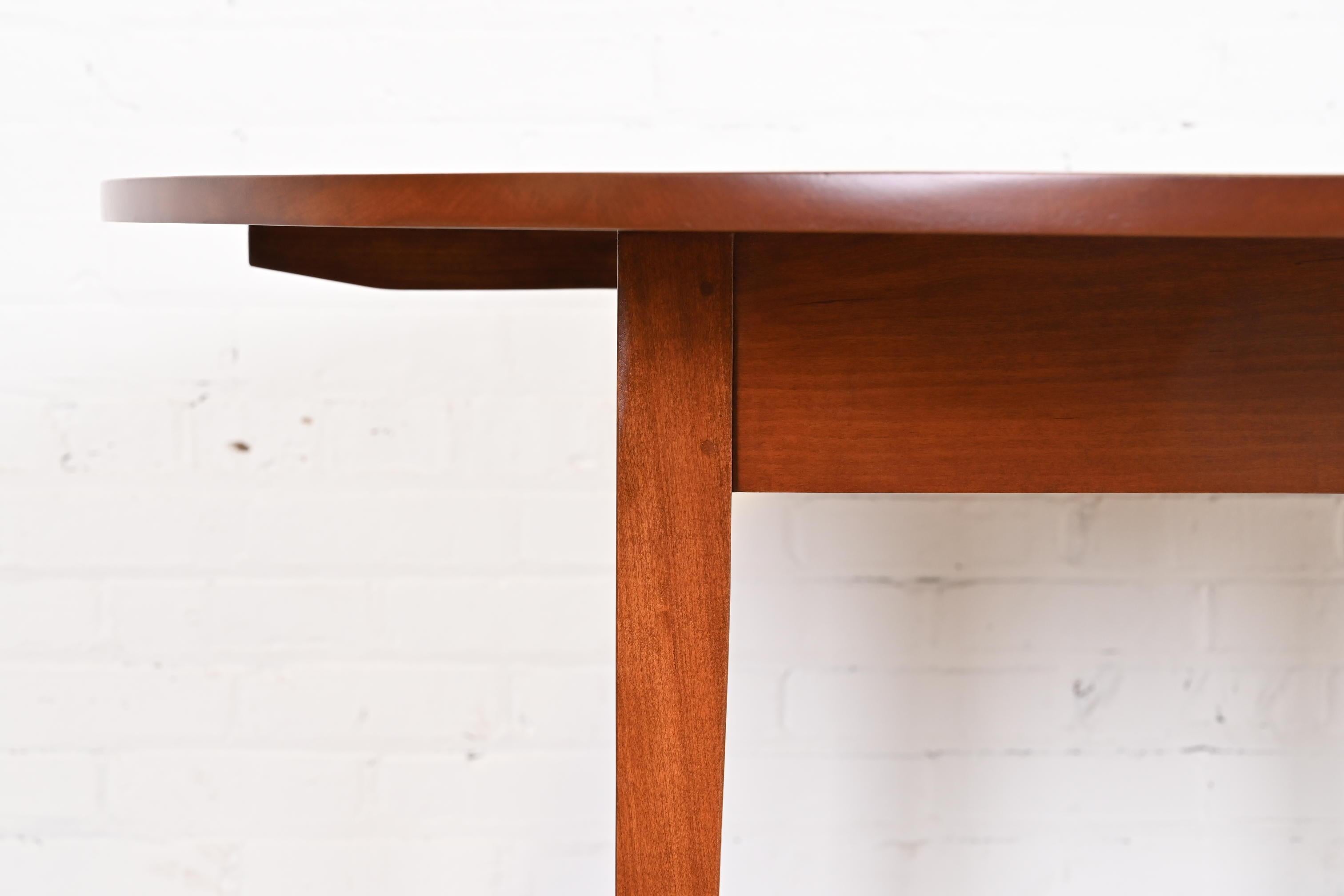 Late 20th Century Thomas Moser Shaker Studio Crafted Cherry Wood Dining Table, Newly Refinished
