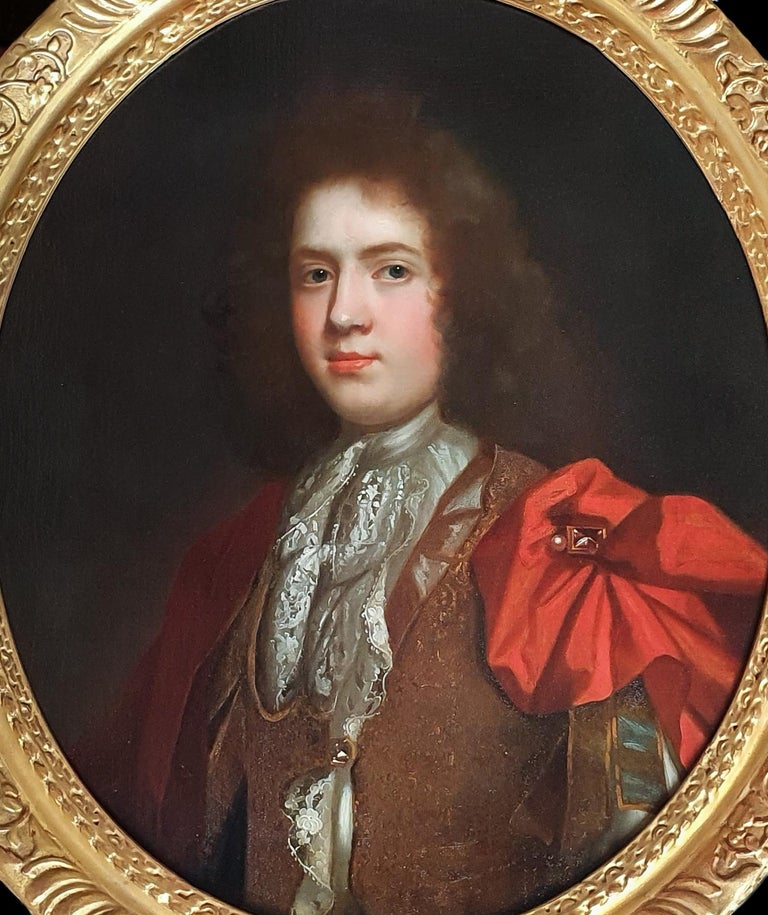 Portrait of a Gentleman, Signed, Fine Carve Gilded Frame, Antique oil painting - Old Masters Painting by Thomas Murray