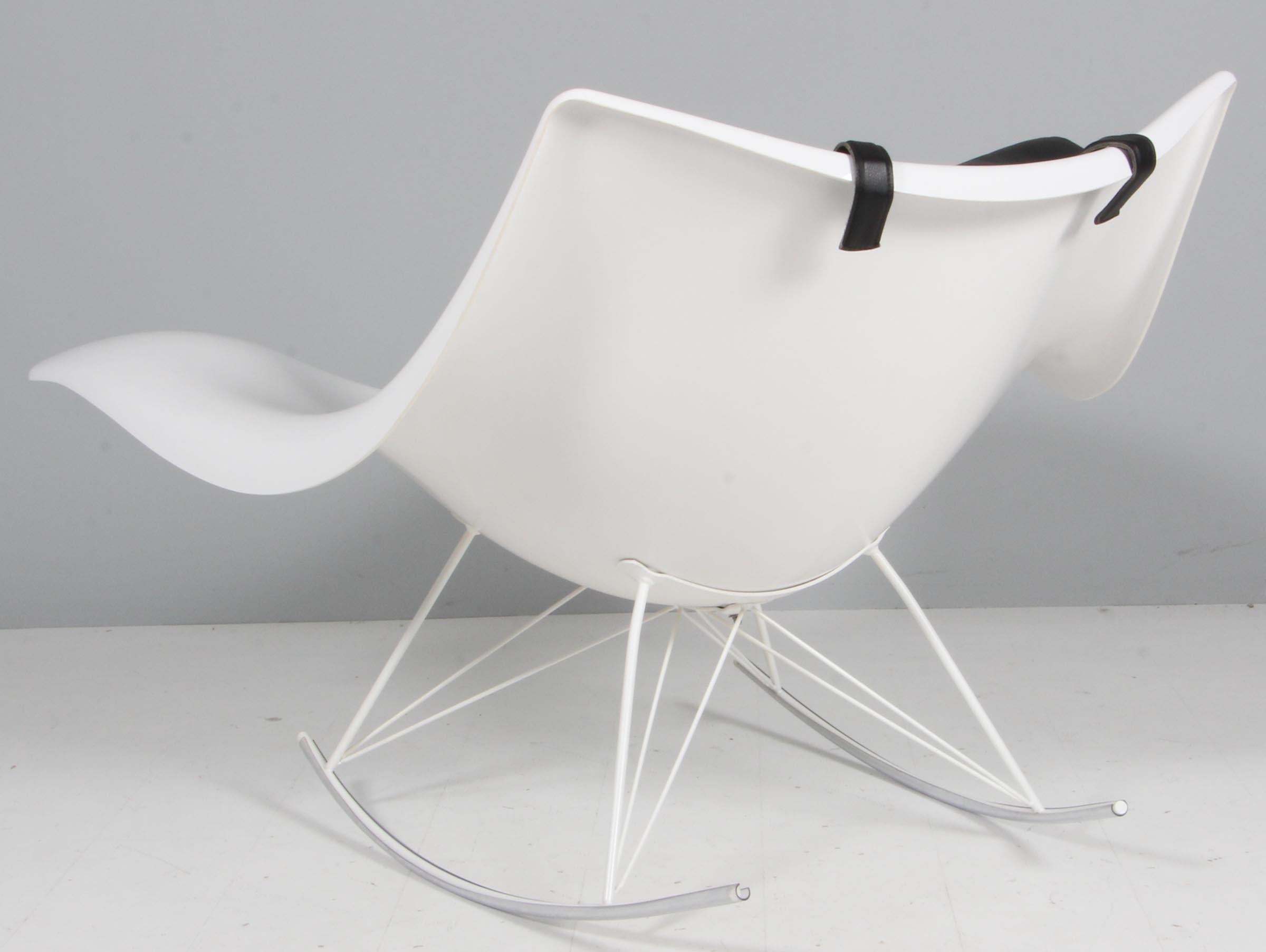 Contemporary Thomas Pedersen for Fredericia, sting ray lounge chair of plastic