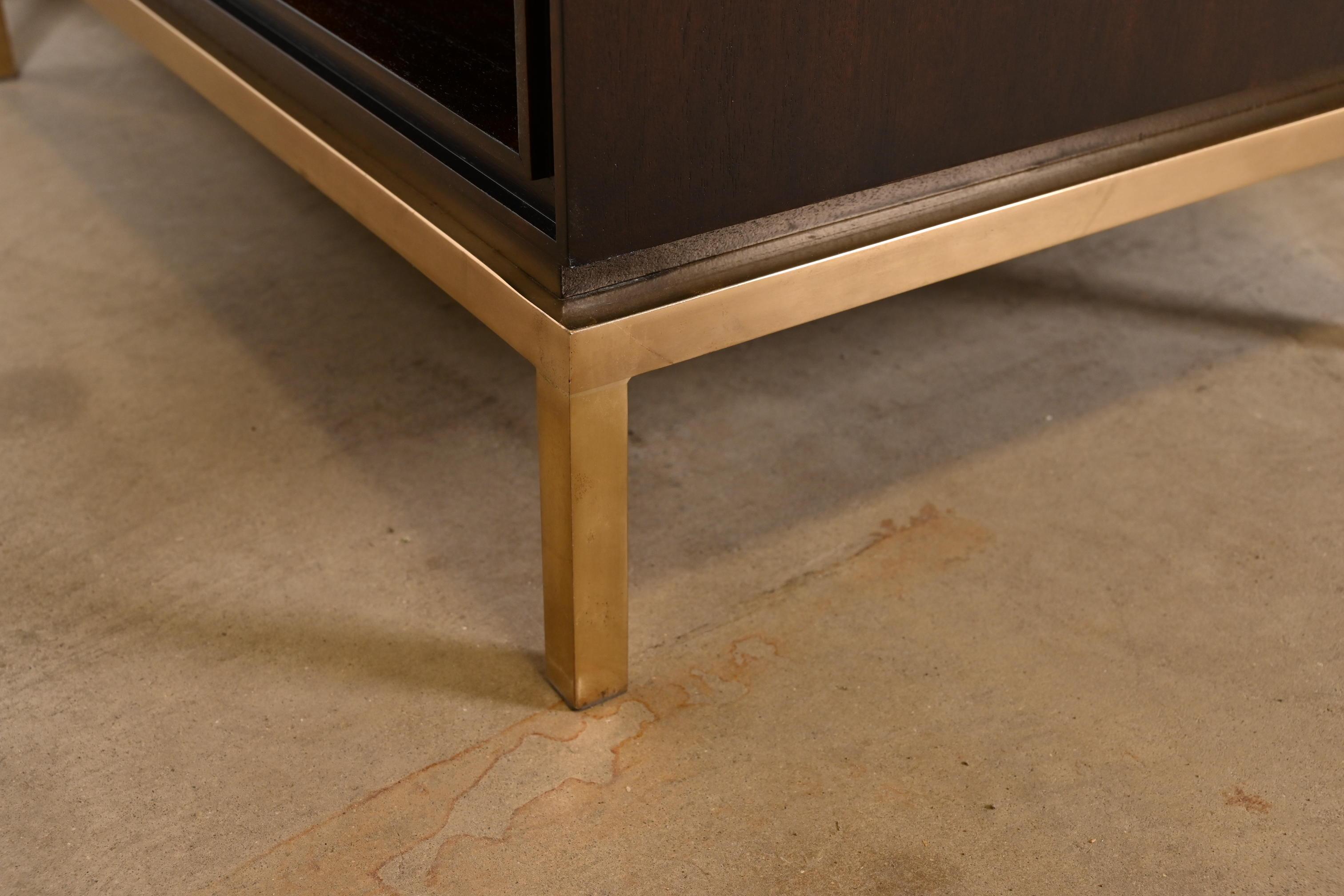 Thomas Pheasant for Baker Furniture Campaign Mahogany and Brass Nightstands 11