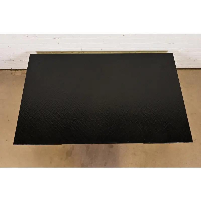 Thomas Pheasant for Baker Furniture Greek Key Black Lacquered Coffee Table en vente 4